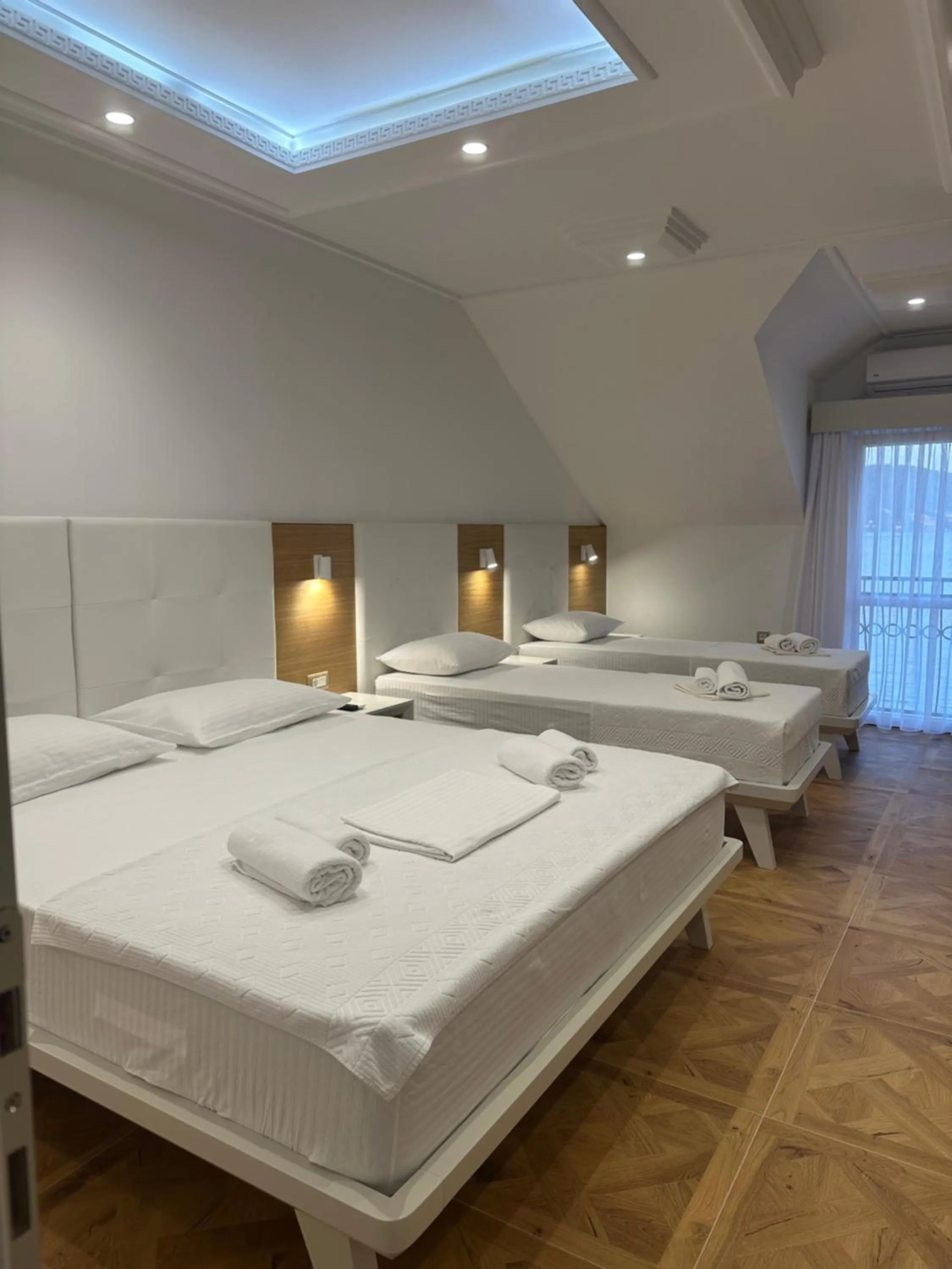 Bedroom, Bed in Hotel RR