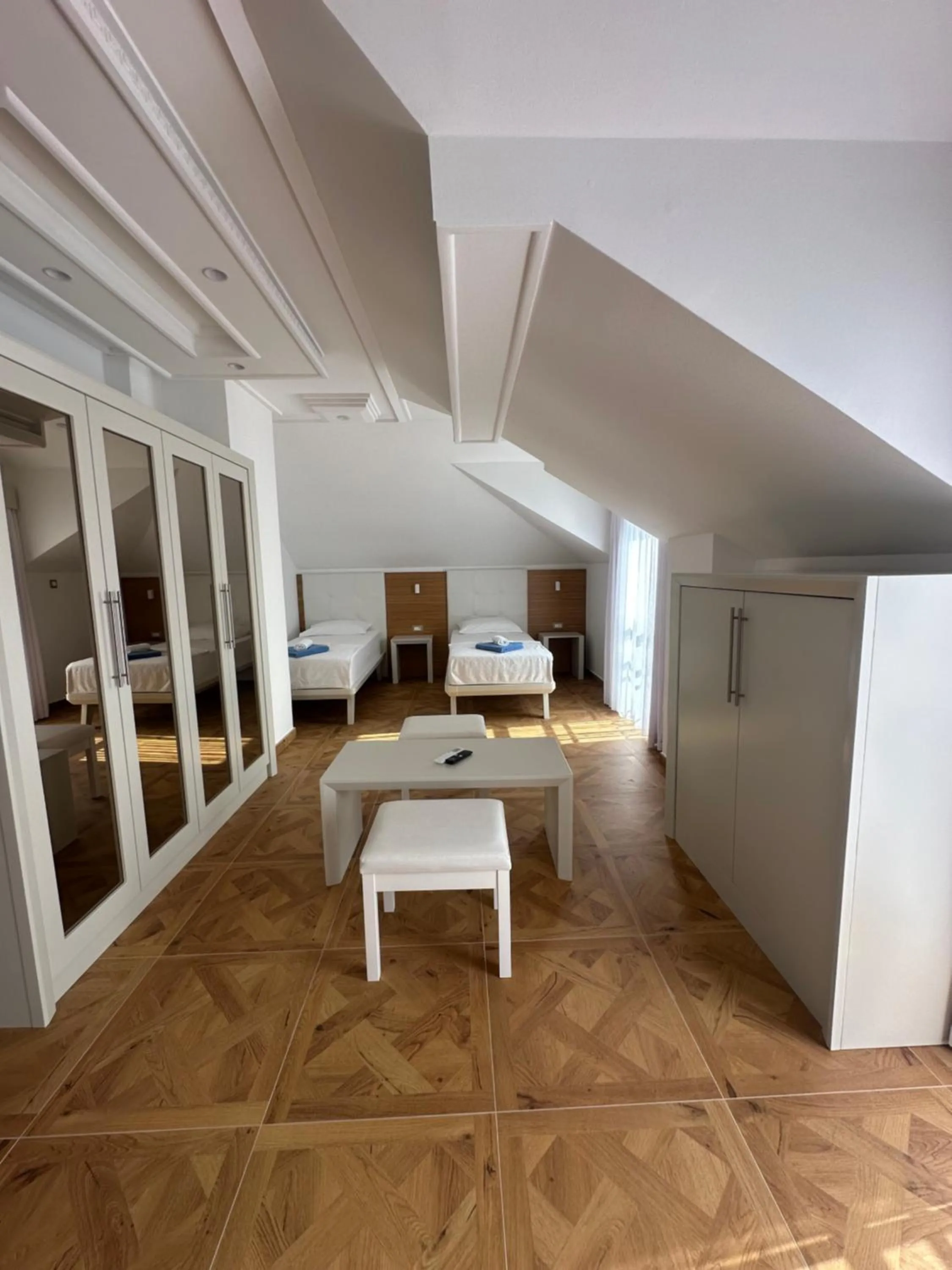 Photo of the whole room, Bed in Hotel RR