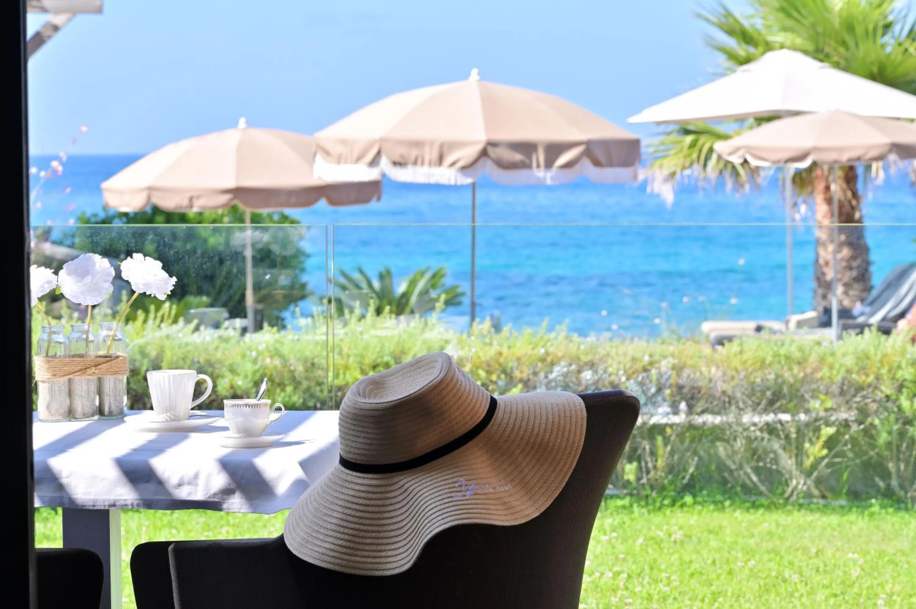 Balcony/Terrace in Hôtel Le Week end