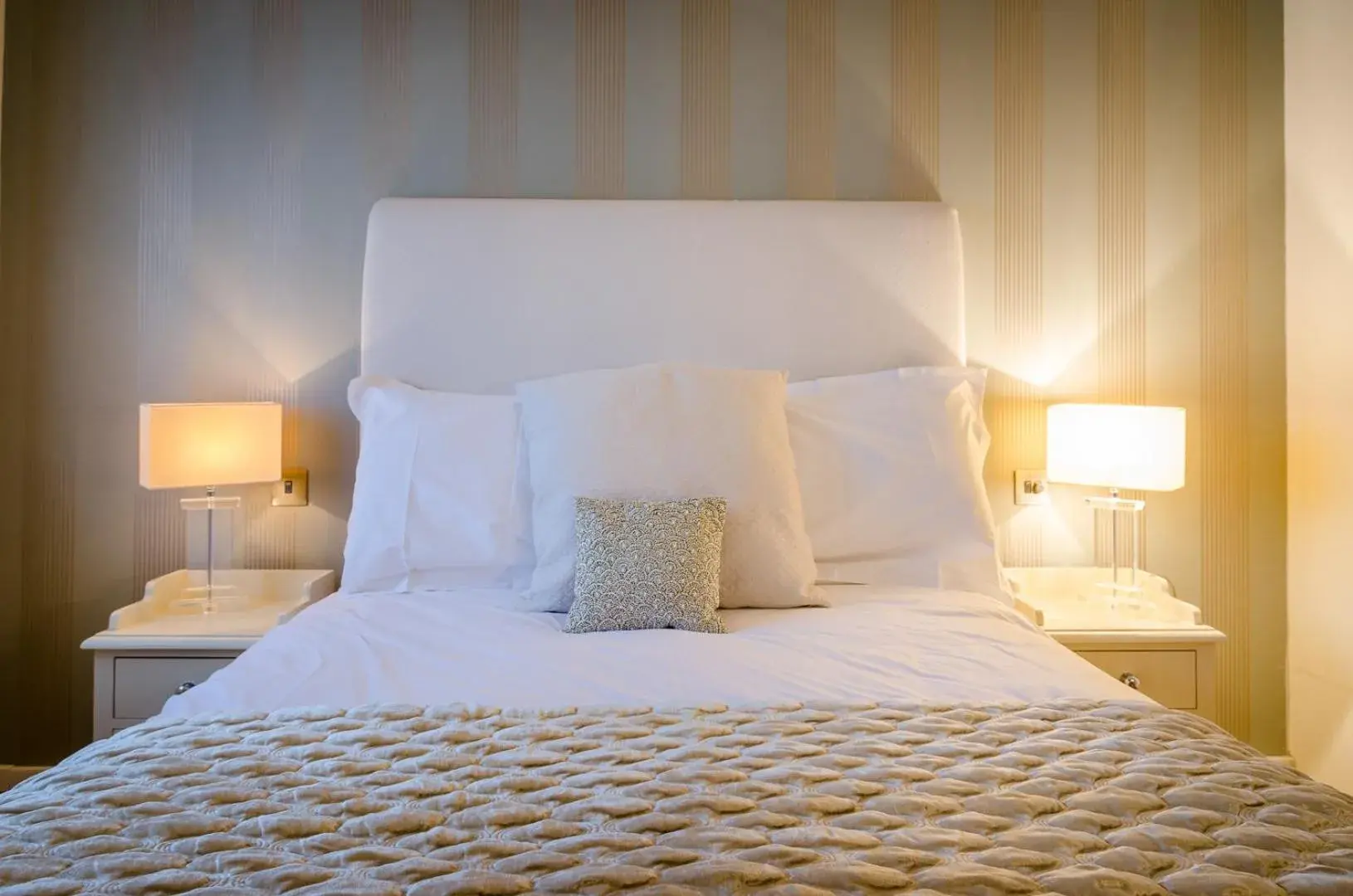 Double Room in The Old House At Home Double Room in The Old House At Home