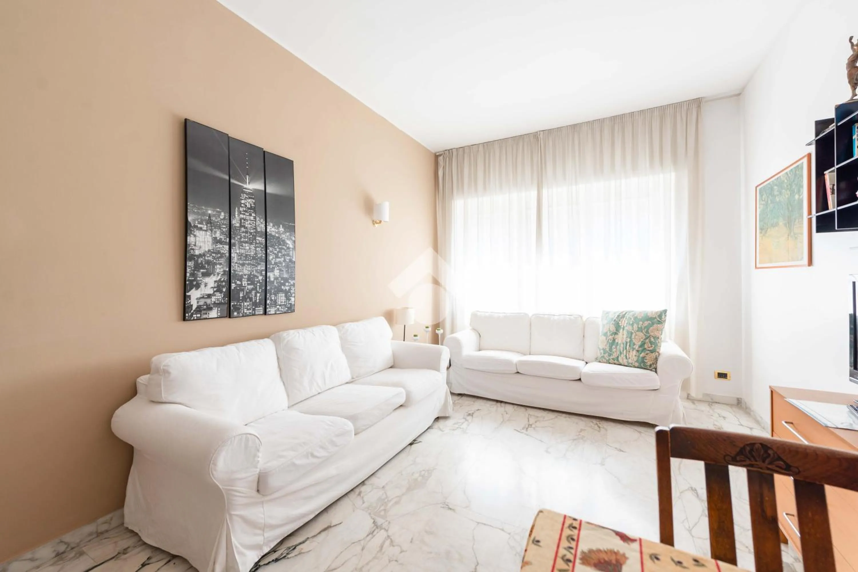 Communal lounge/ TV room in Vatican De Carolis Terrace