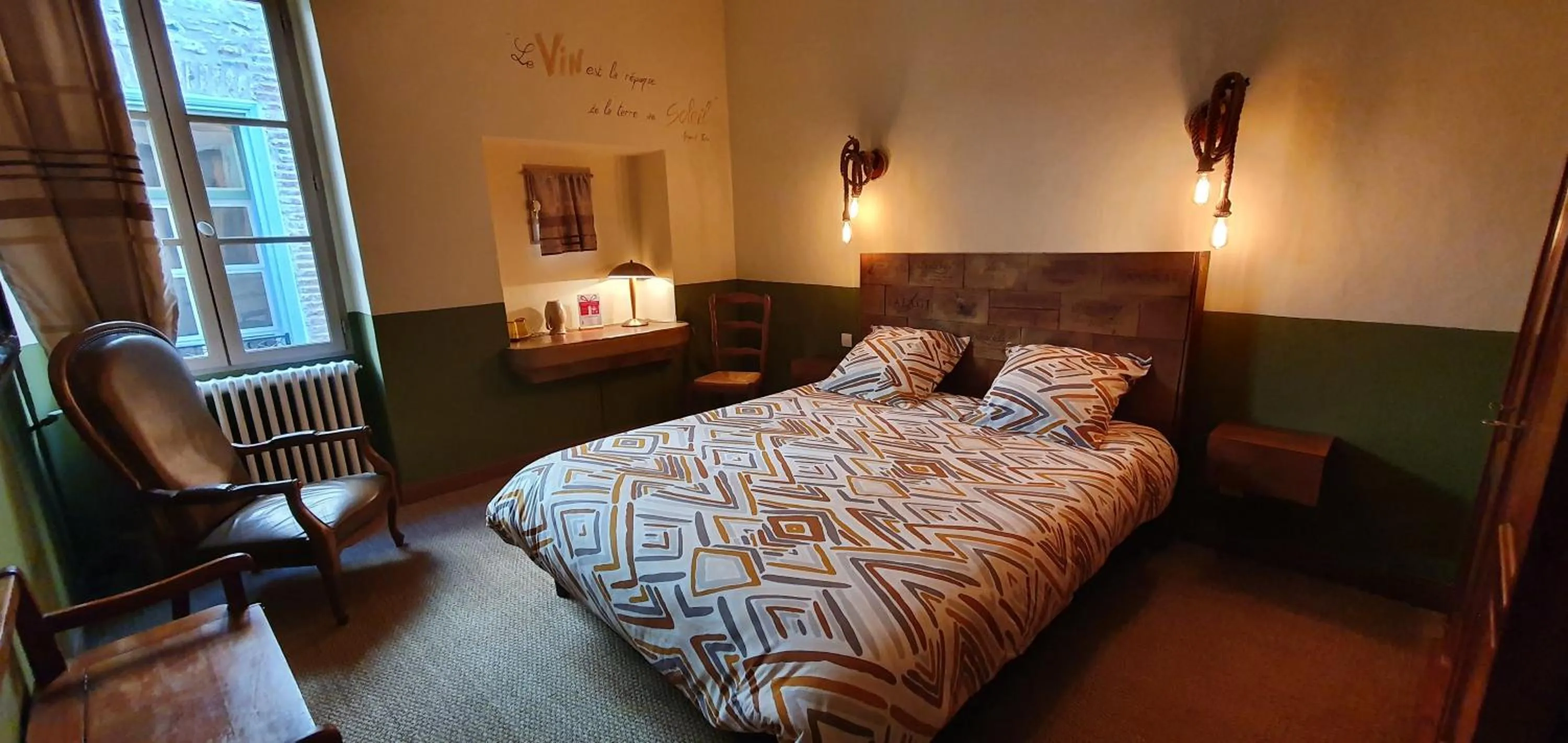 Bedroom, Bed in La Tour Du Terroir