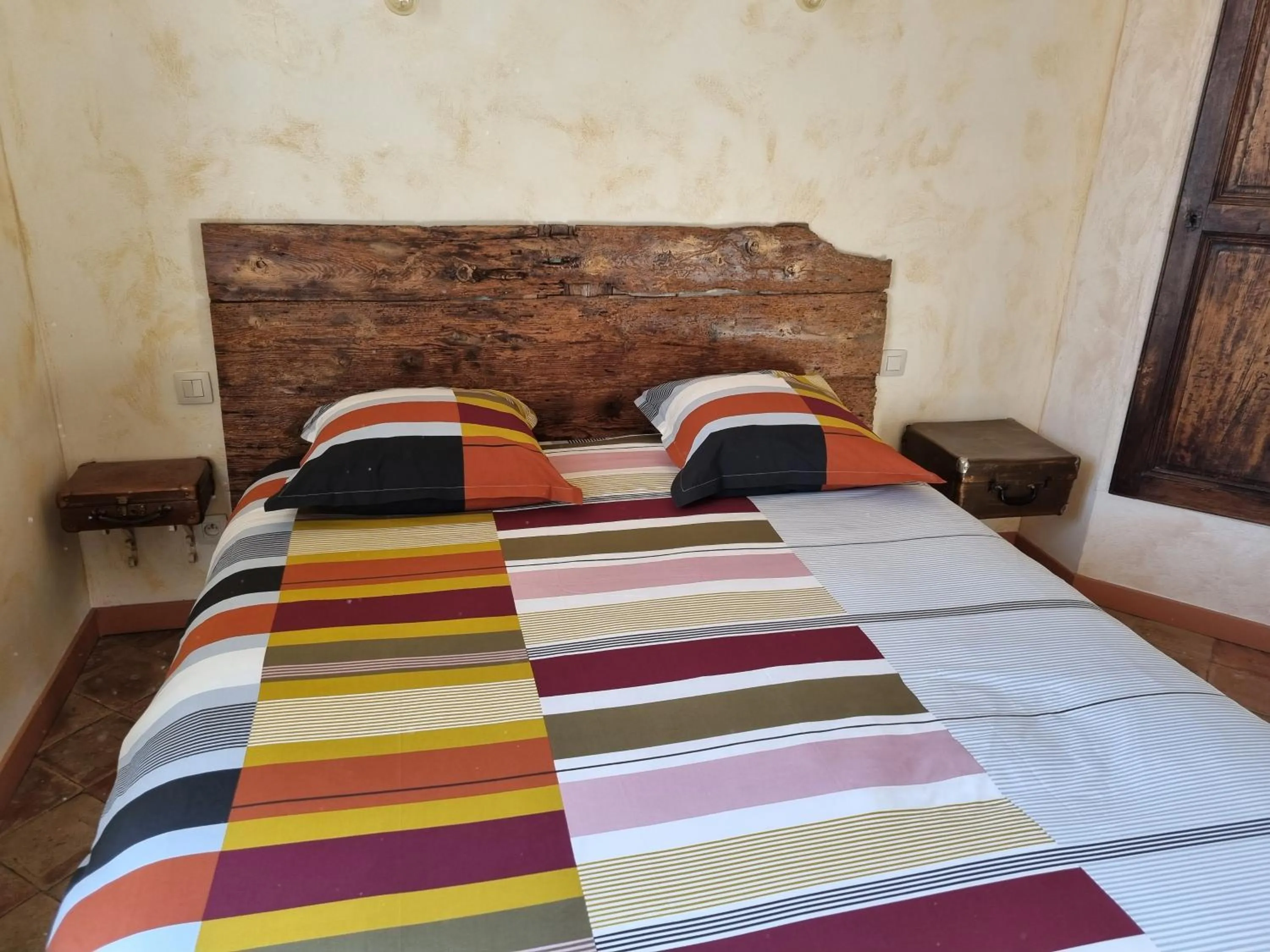 Bedroom, Bed in La Tour Du Terroir