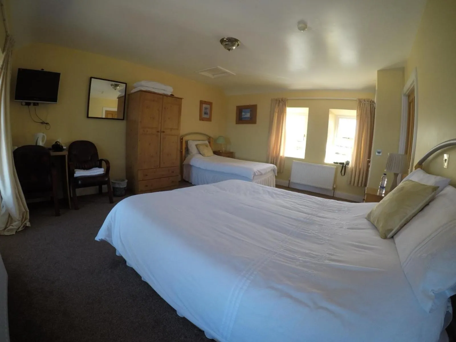 Bed in The Seaview Tavern