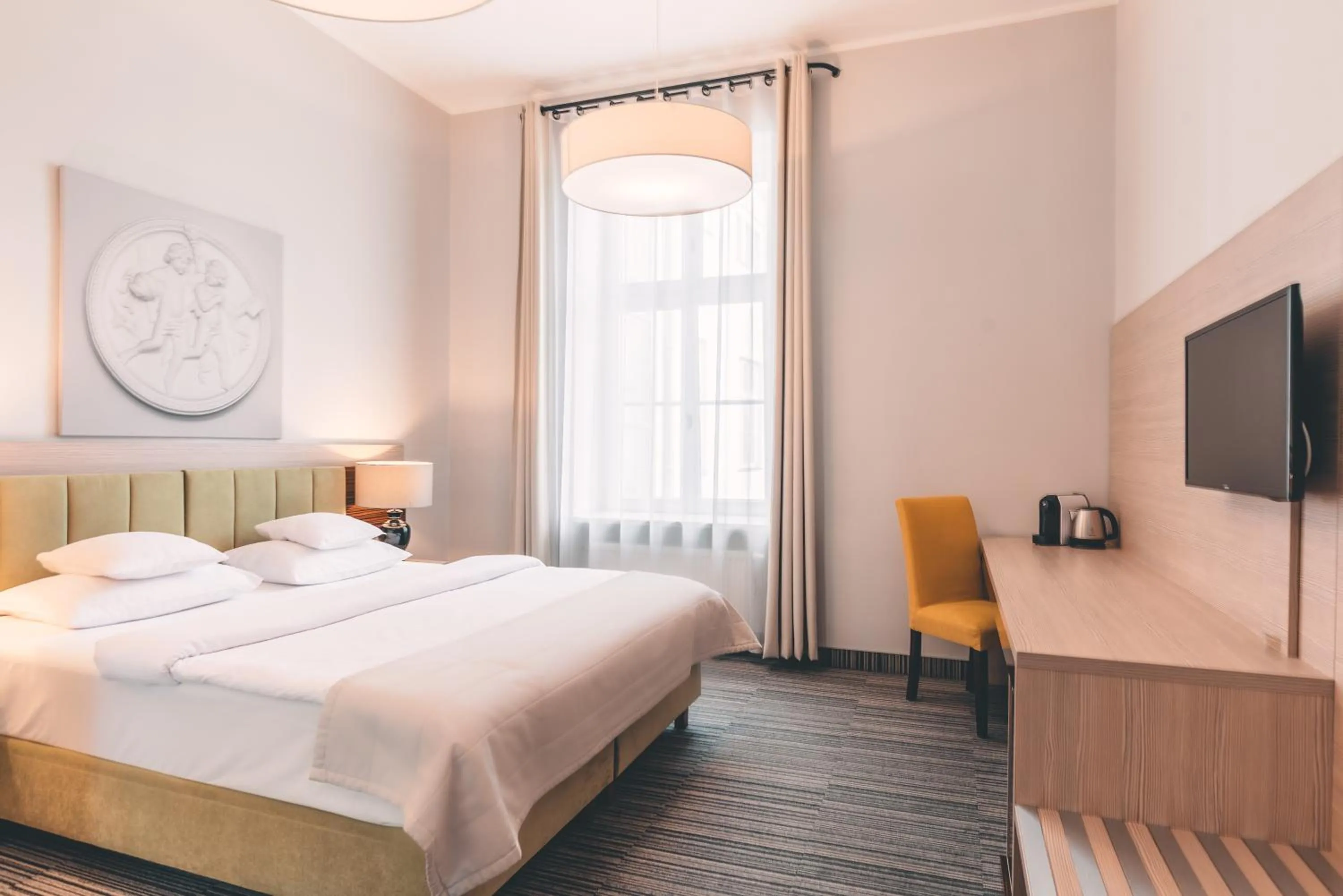 Bed in Fortune boutique old town