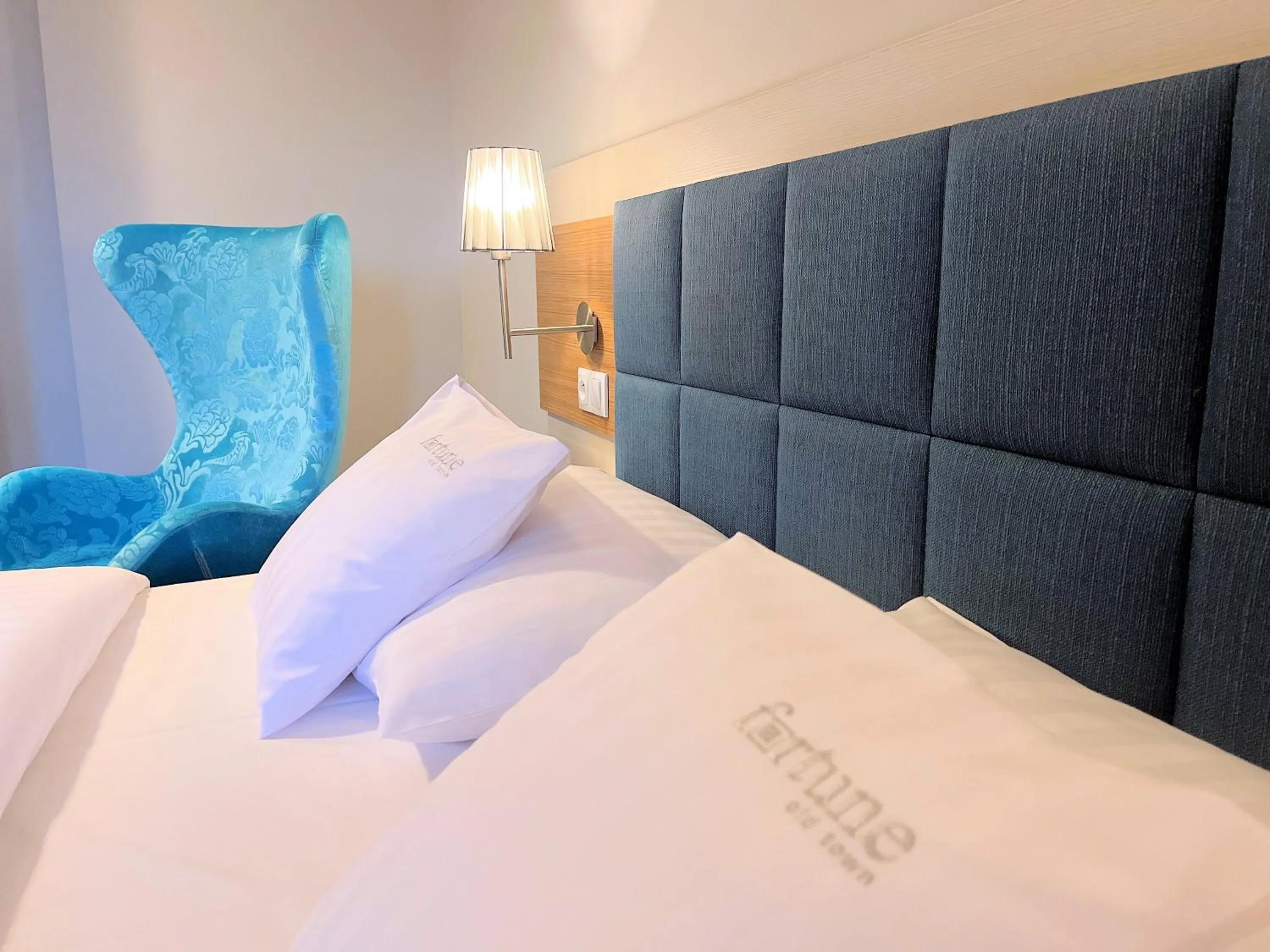 Bed in Fortune boutique old town