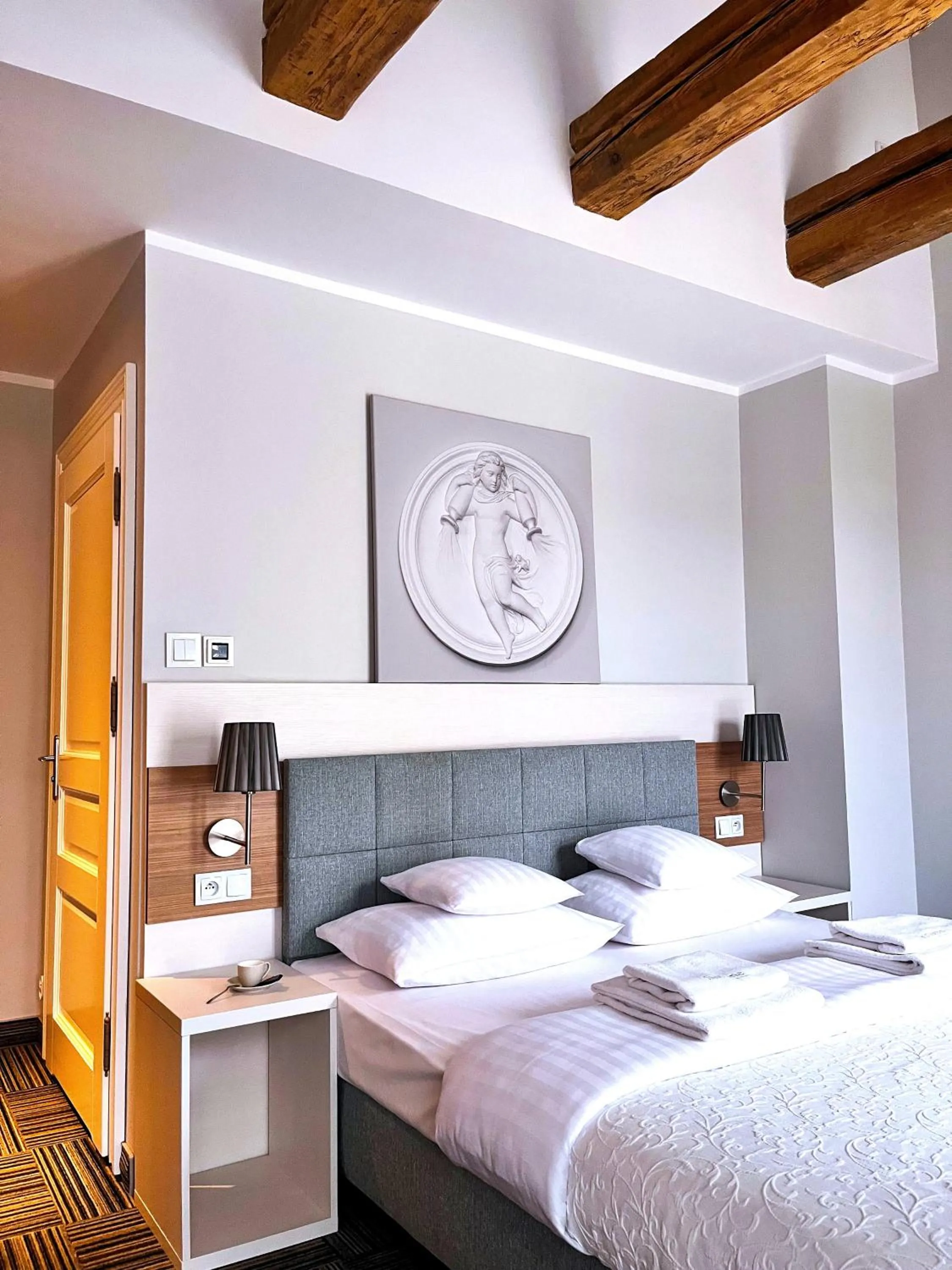 Bed in Fortune boutique old town