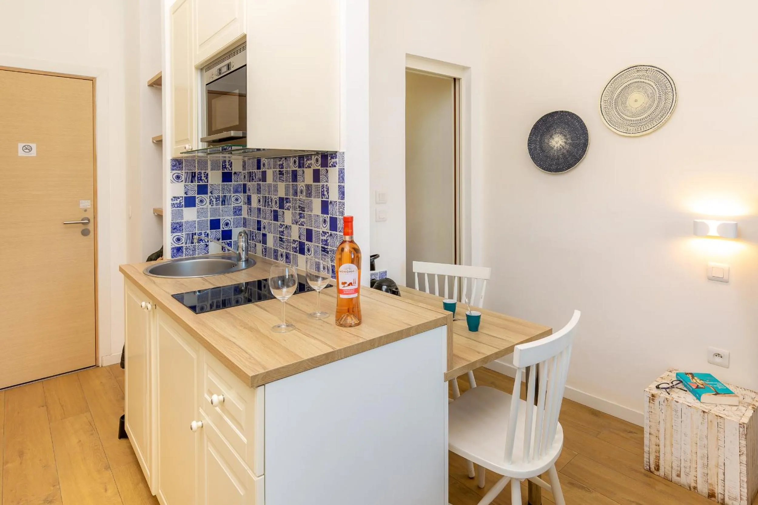 Bedroom in Breteuil – Appart au Vieux Port