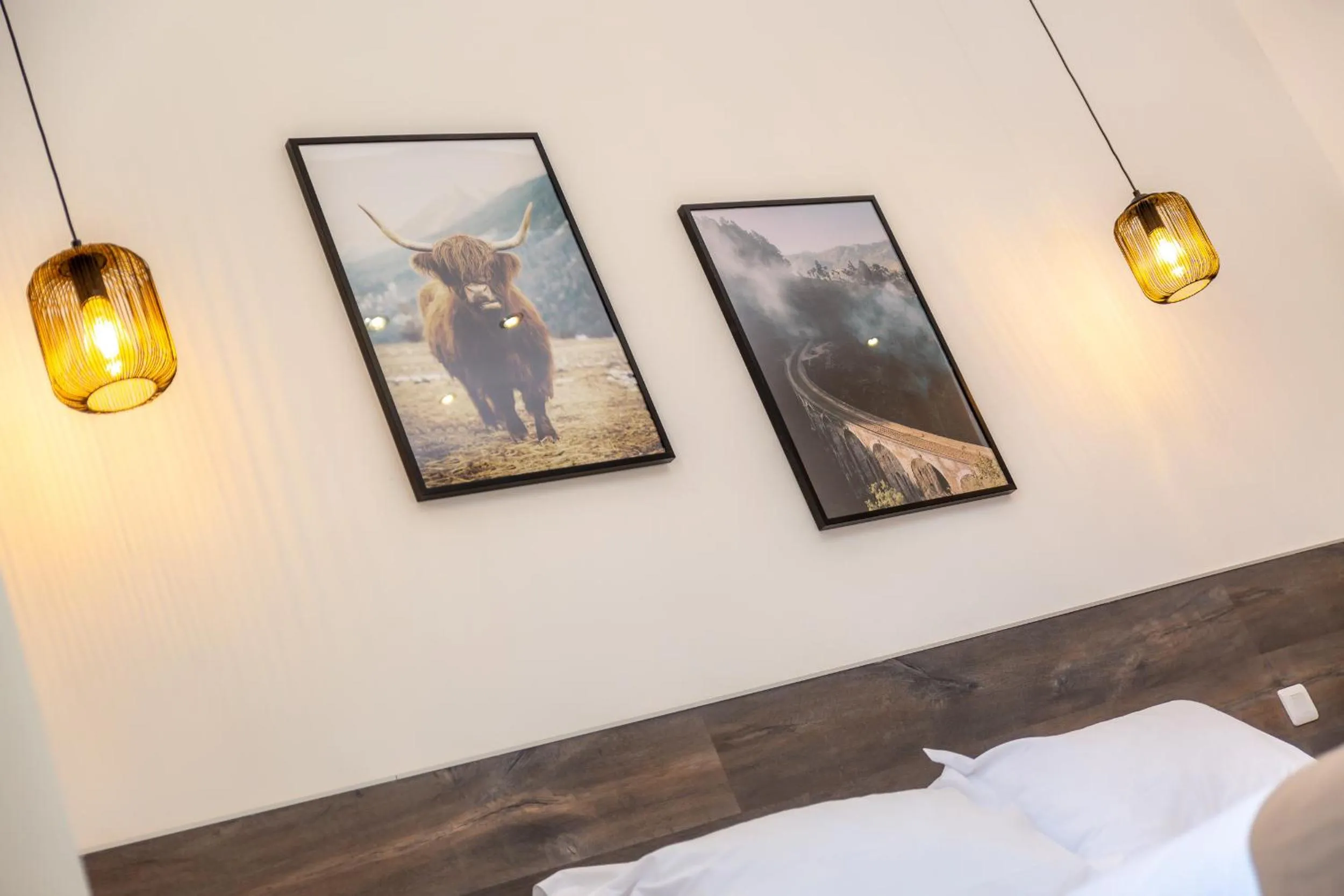 Bedroom, Bed in Breteuil – Appart au Vieux Port