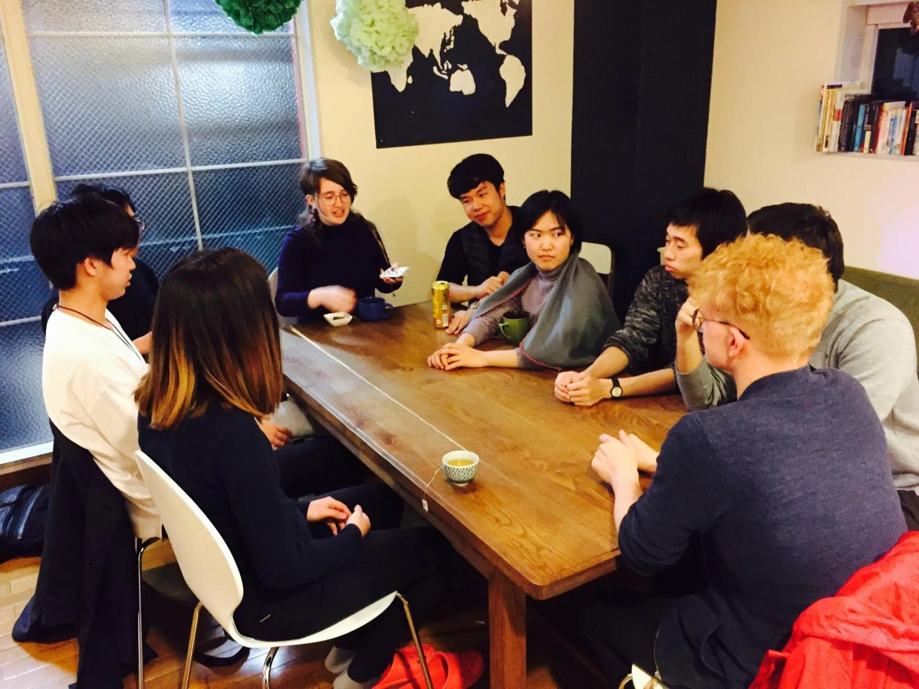 Communal lounge/ TV room in The Evergreen Hostel 長期ステイ歓迎 エバーグリーンホステル