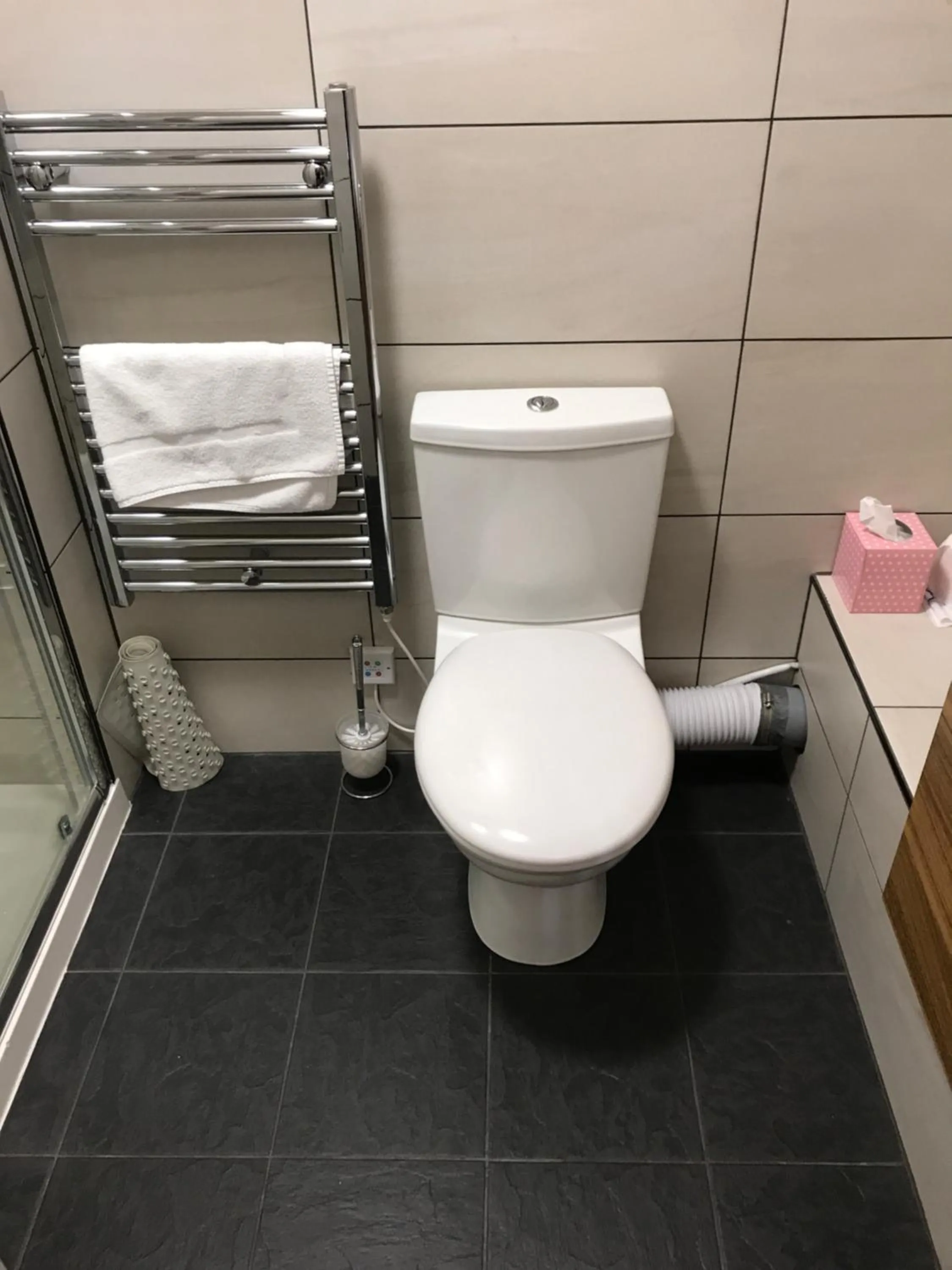 Bathroom in The Old Pound Inn