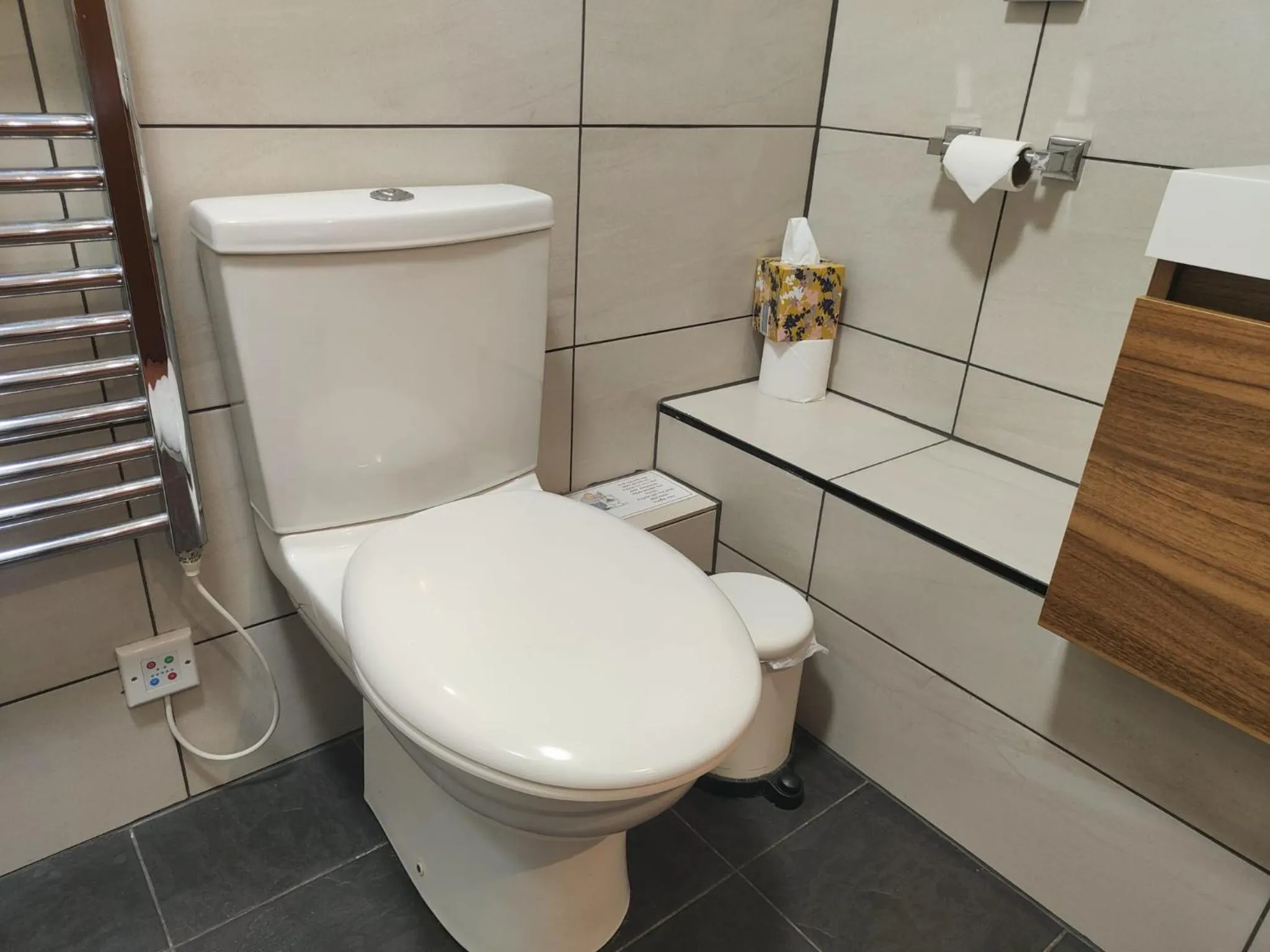 Toilet in The Old Pound Inn