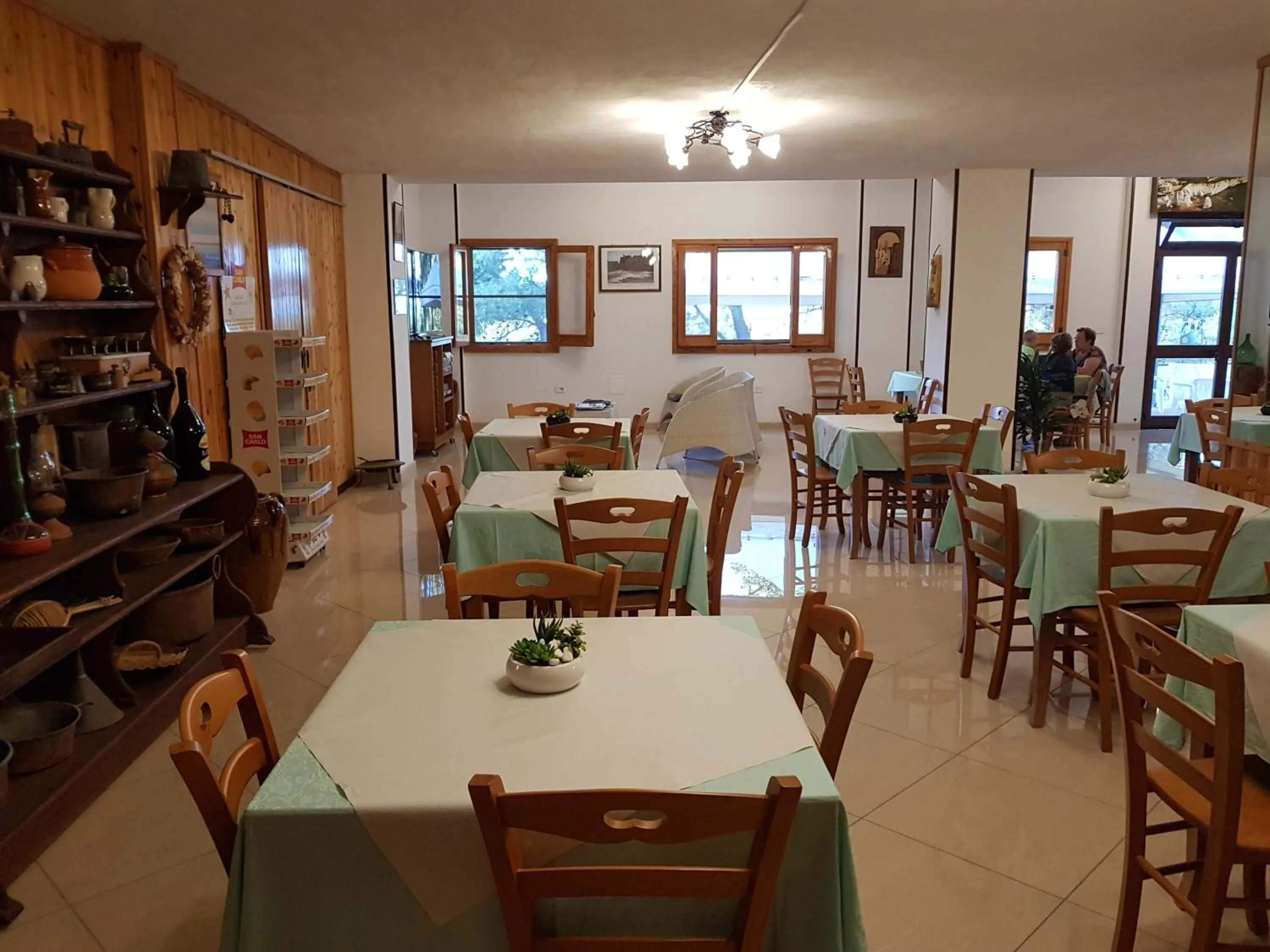 Restaurant/places to eat in Villaggio Mascia