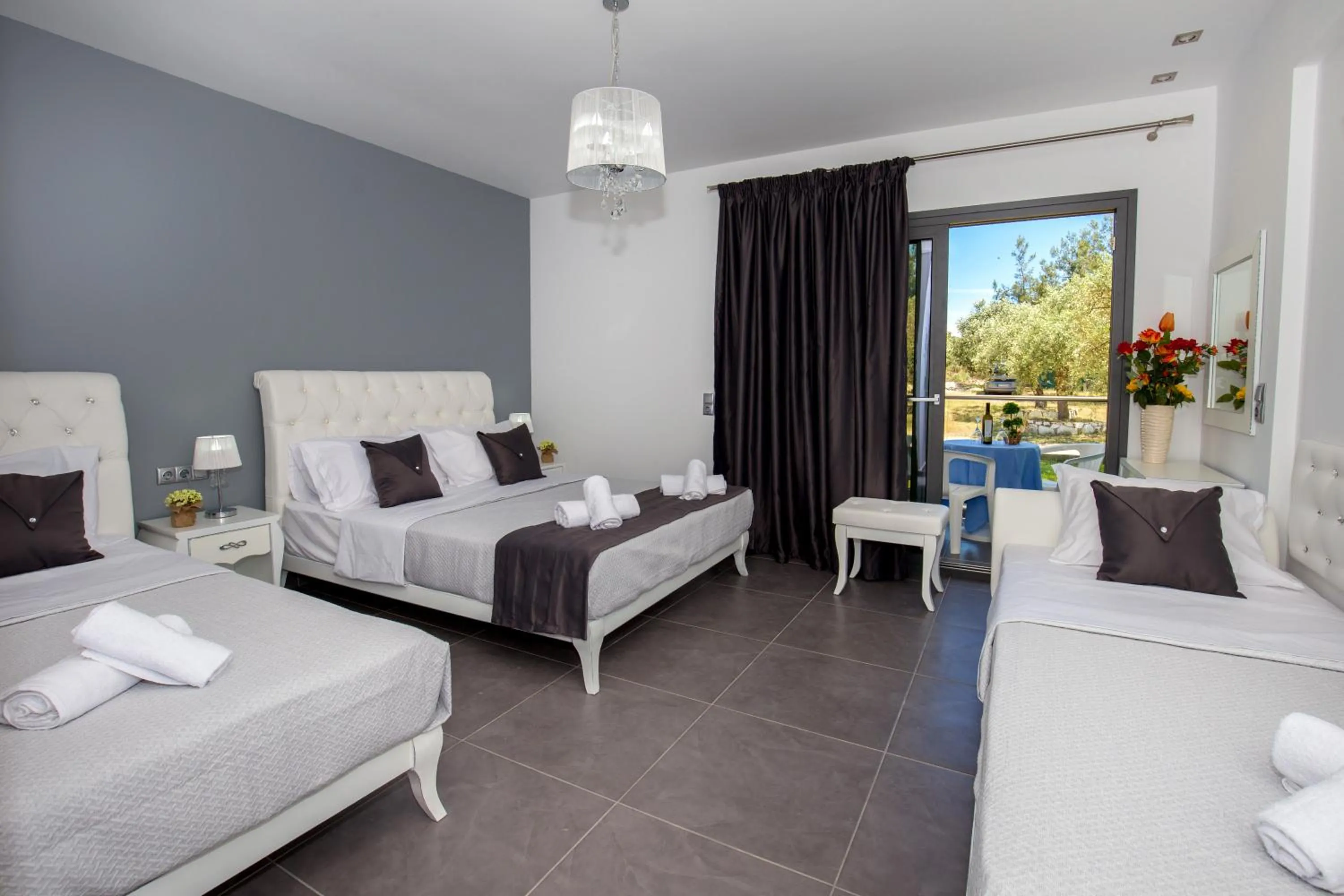 Bedroom, Bed in Astris Sun Hotel