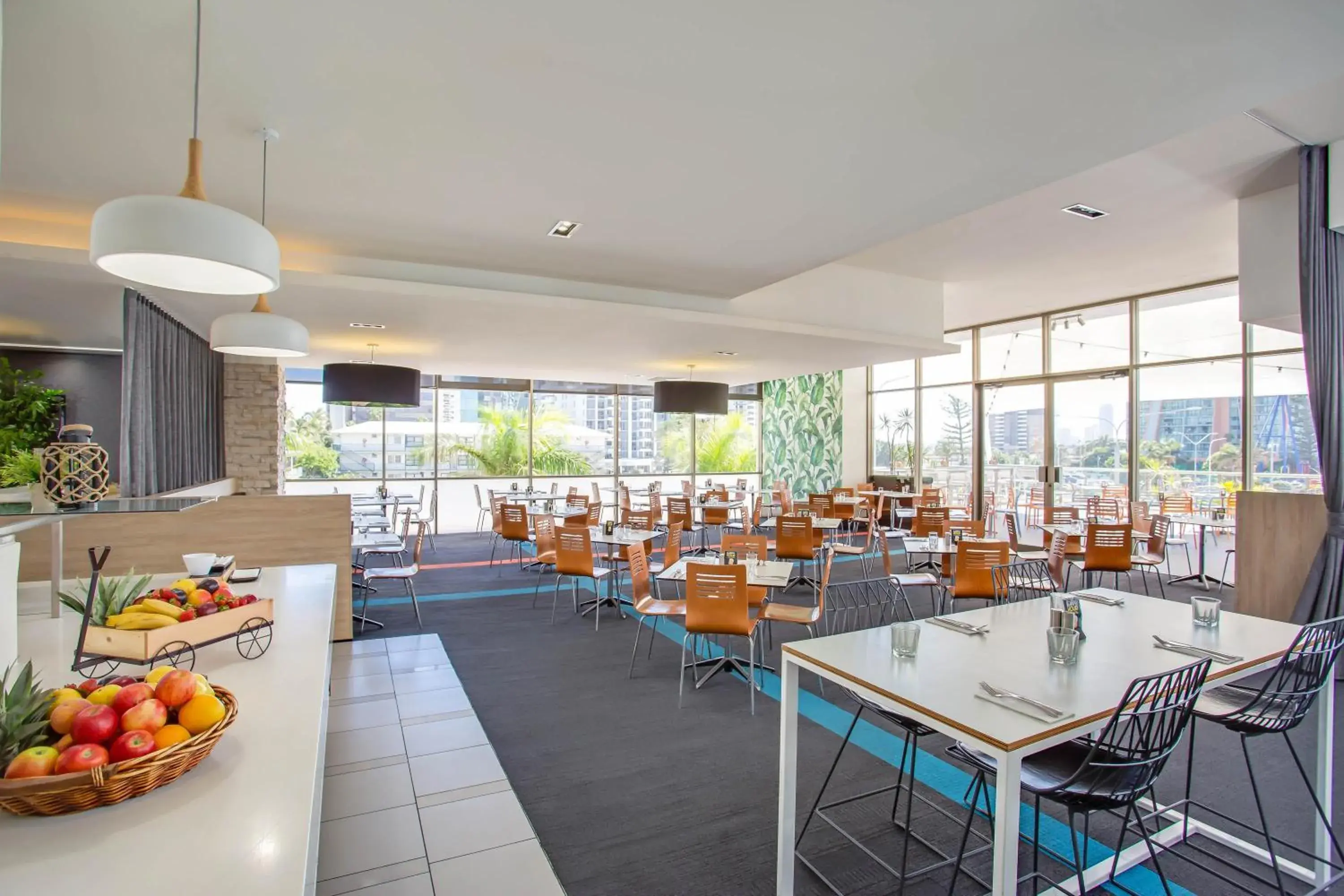 Restaurant/places to eat in Mantra on View Hotel Restaurant/places to eat in Mantra on View Hotel