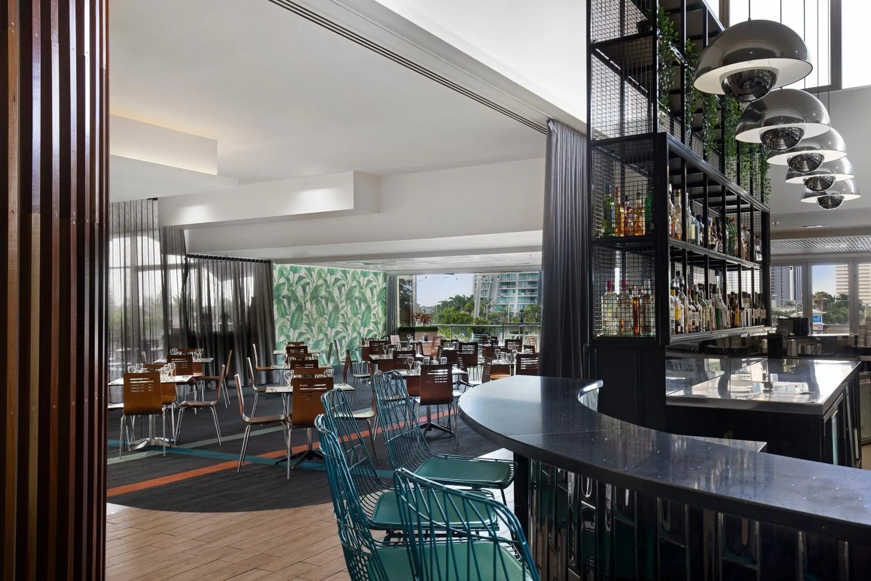 Restaurant/places to eat in Mantra on View Hotel Restaurant/places to eat in Mantra on View Hotel