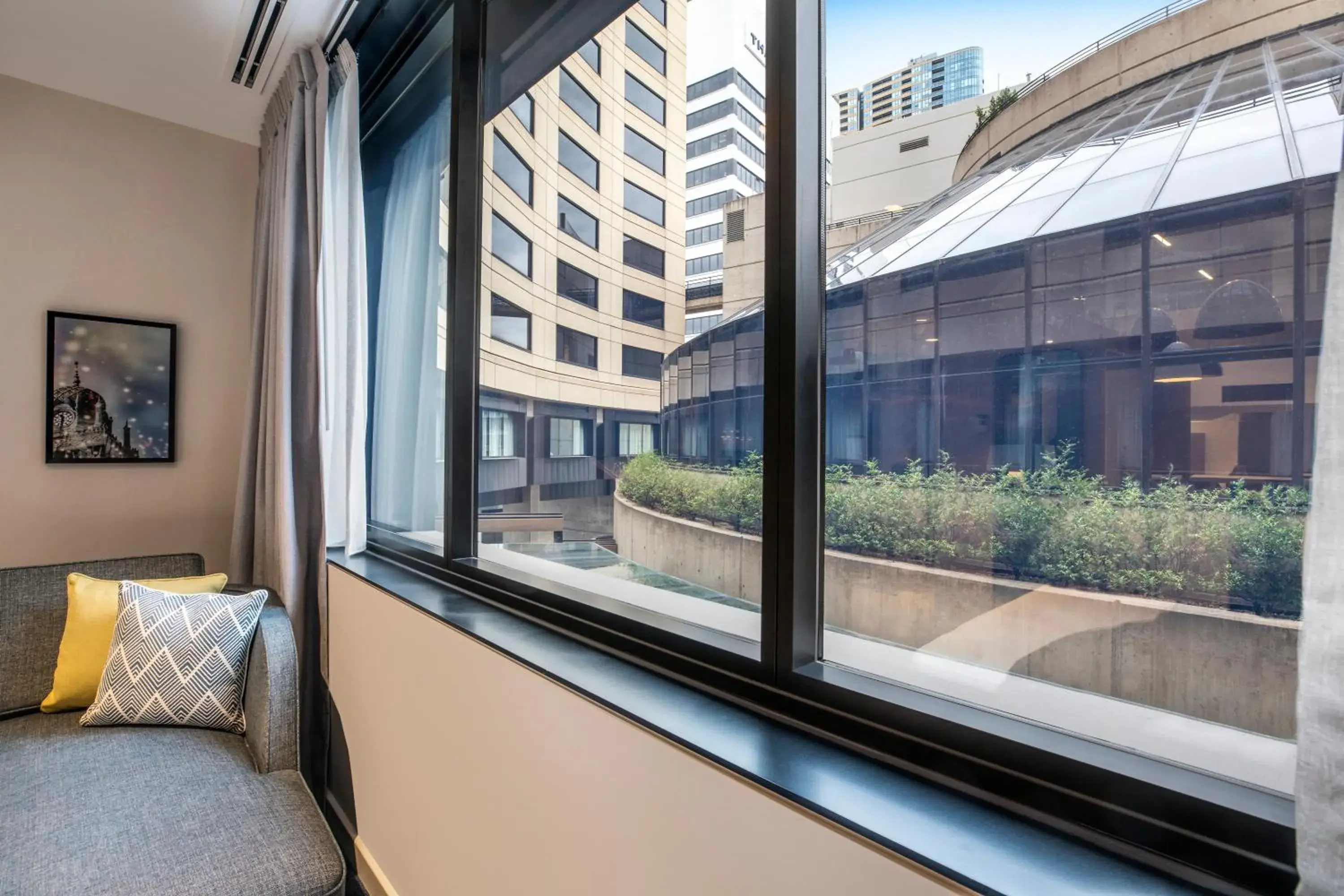 Inner courtyard view in Crowne Plaza Melbourne by IHG Inner courtyard view in Crowne Plaza Melbourne by IHG