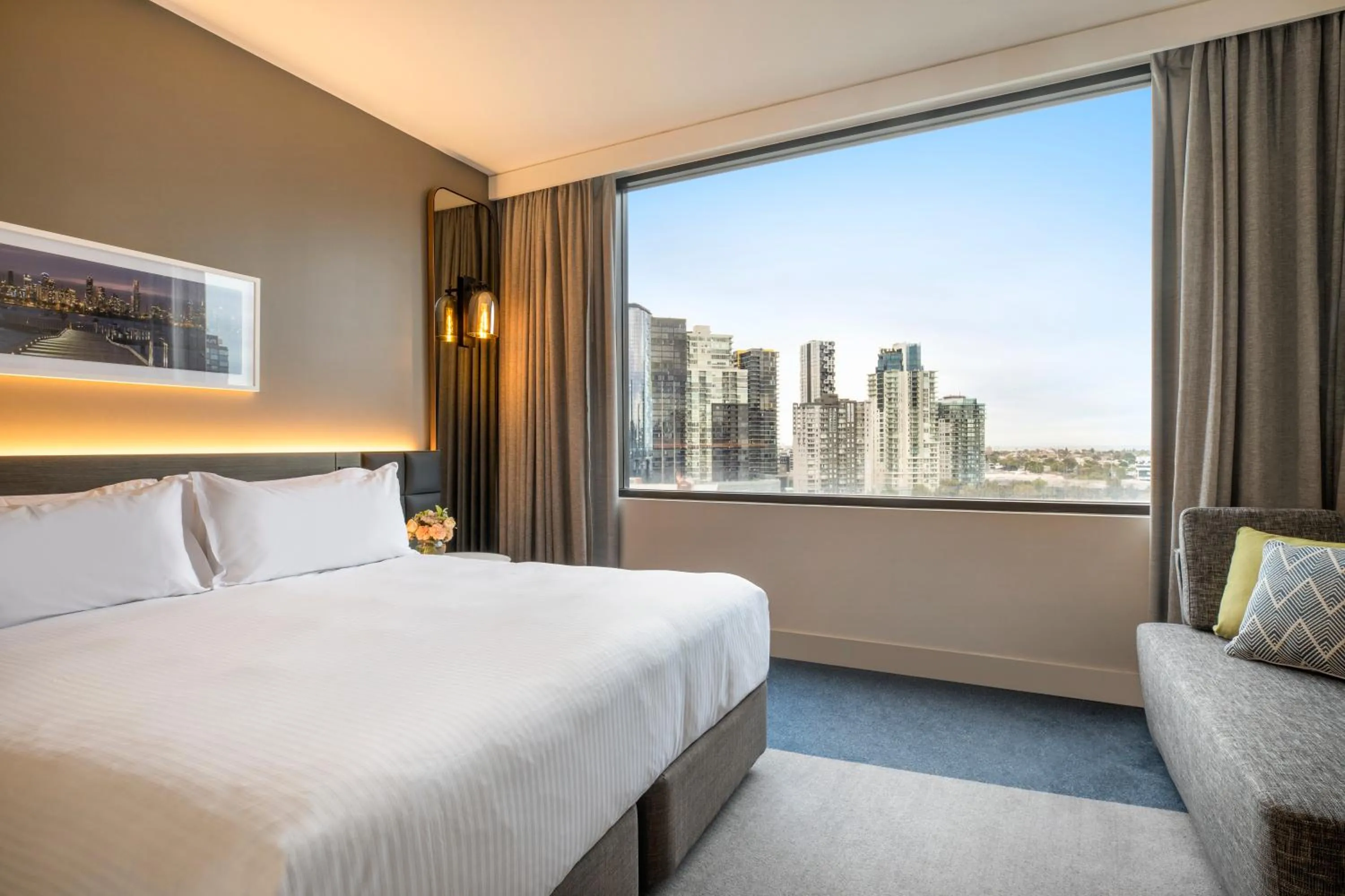 Bedroom, Bed in Crowne Plaza Melbourne by IHG