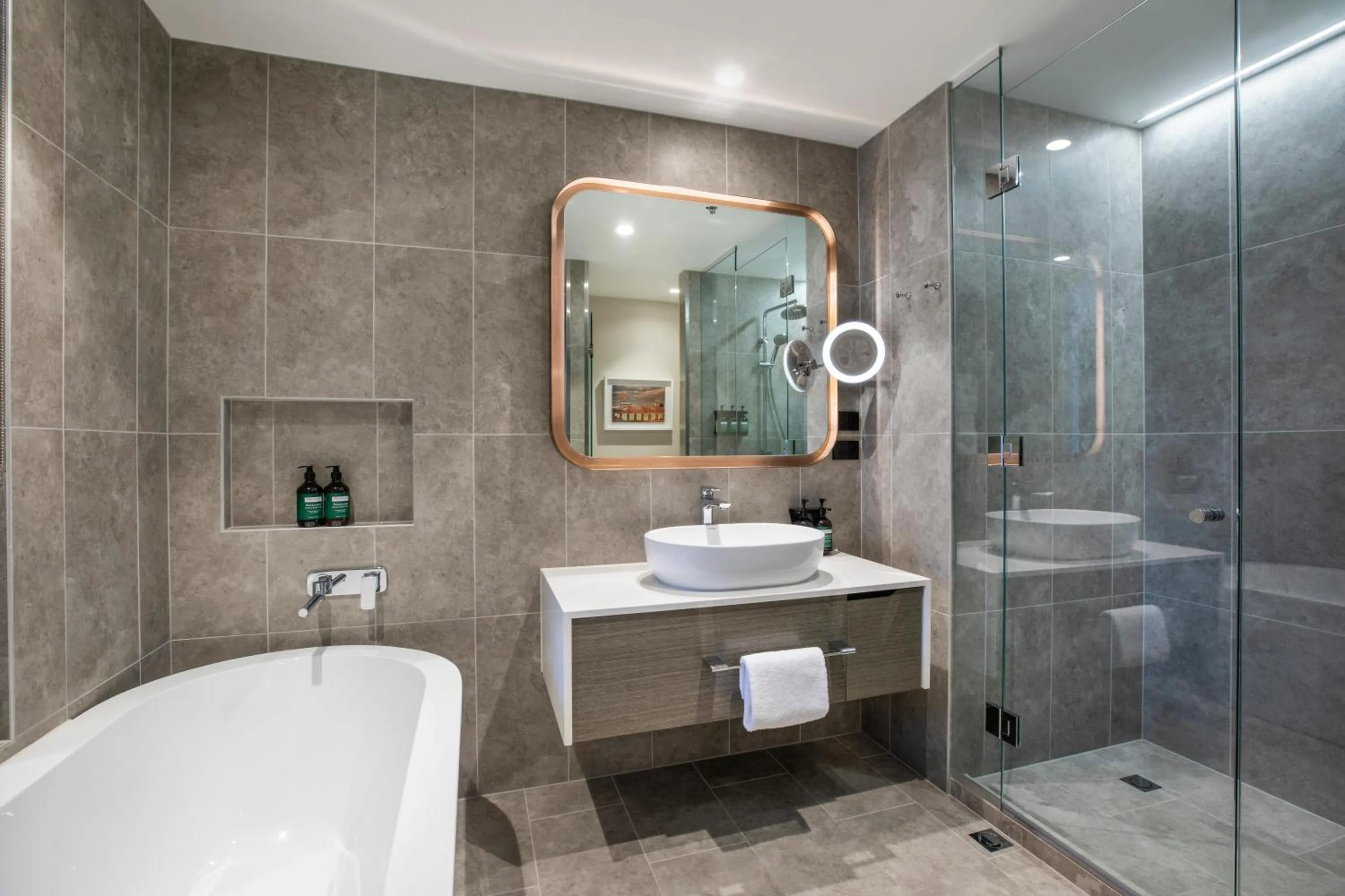 Bathroom in Crowne Plaza Melbourne by IHG
