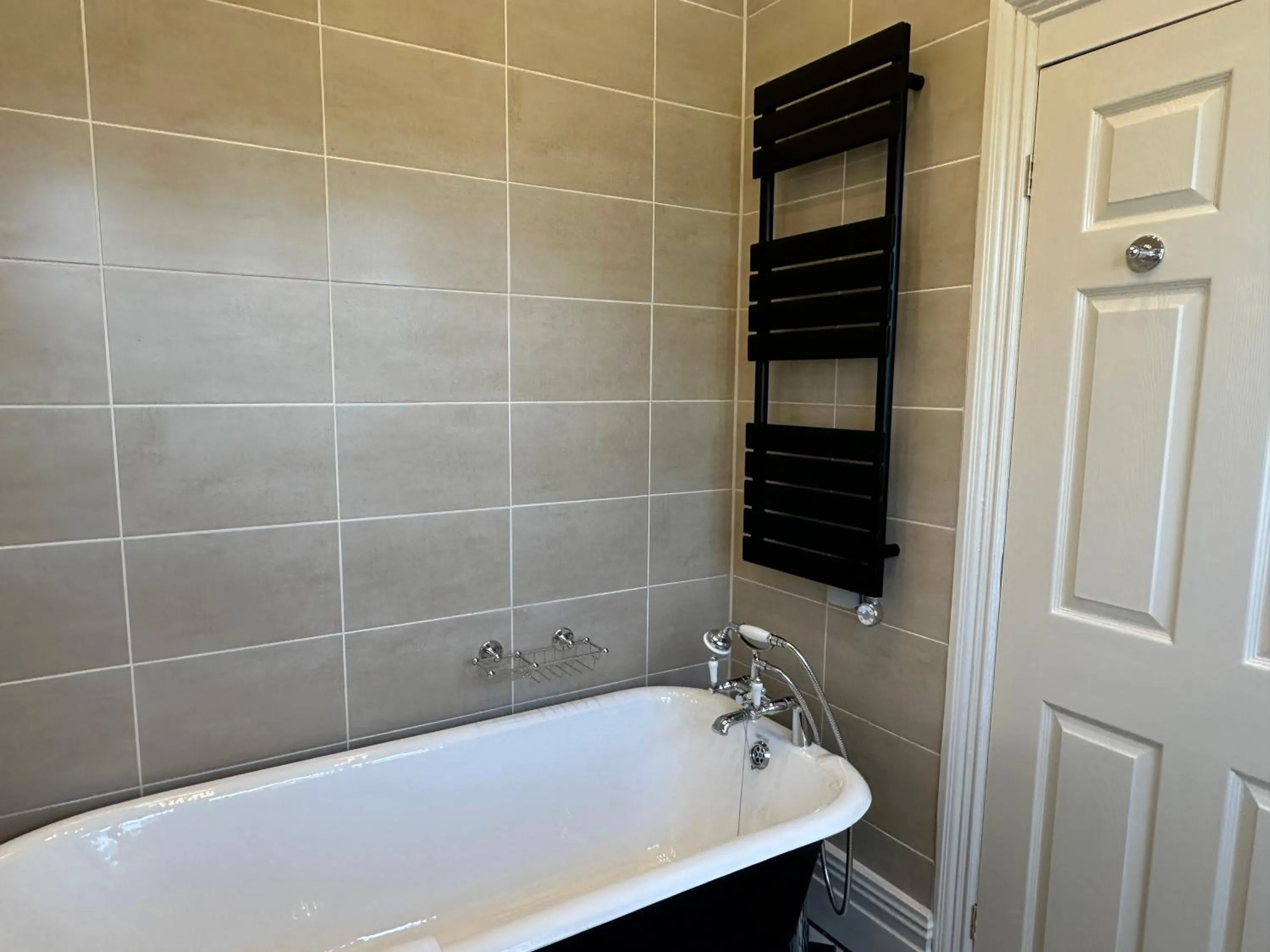 Bath in The Chester Court Hotel