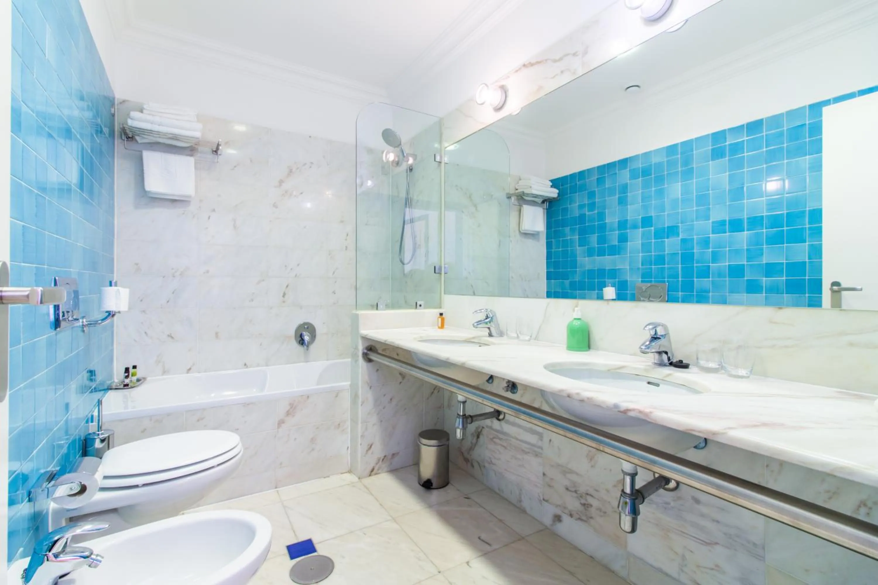 Bathroom in HOTEL LOUSAL Grandola