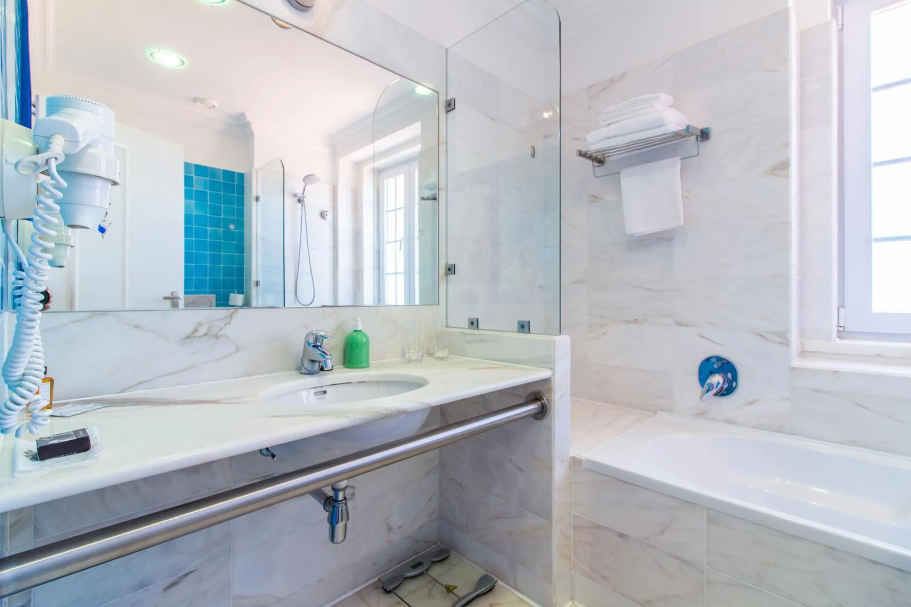 Bathroom in HOTEL LOUSAL Grandola