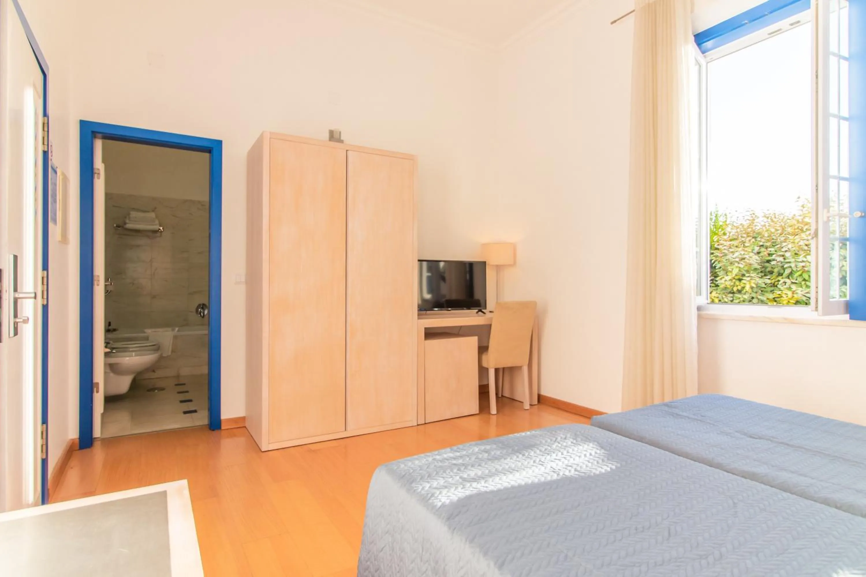 Bedroom, Bed in HOTEL LOUSAL Grandola