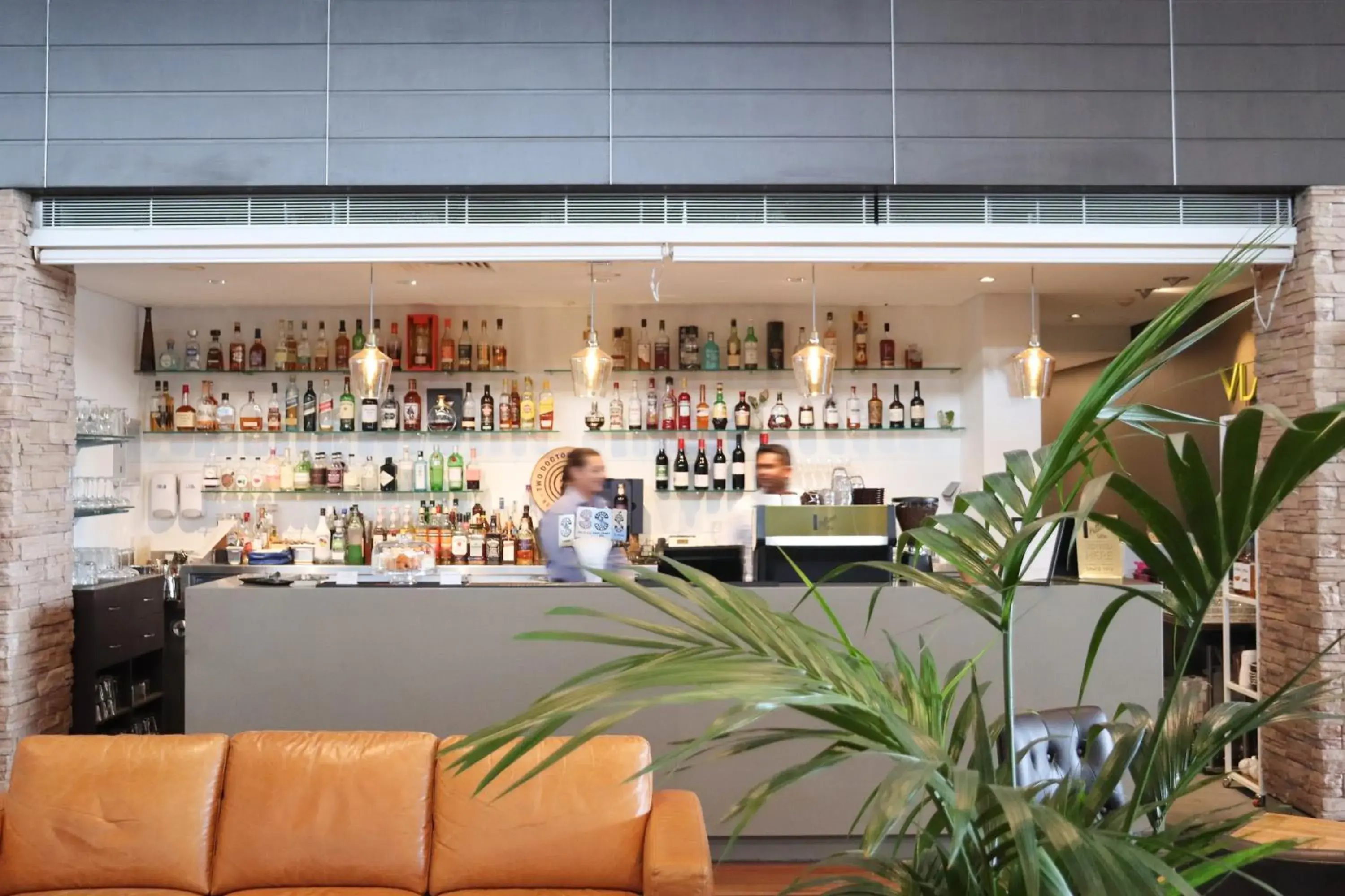 Lounge or bar in Rydges Resort Hunter Valley Lounge or bar in Rydges Resort Hunter Valley