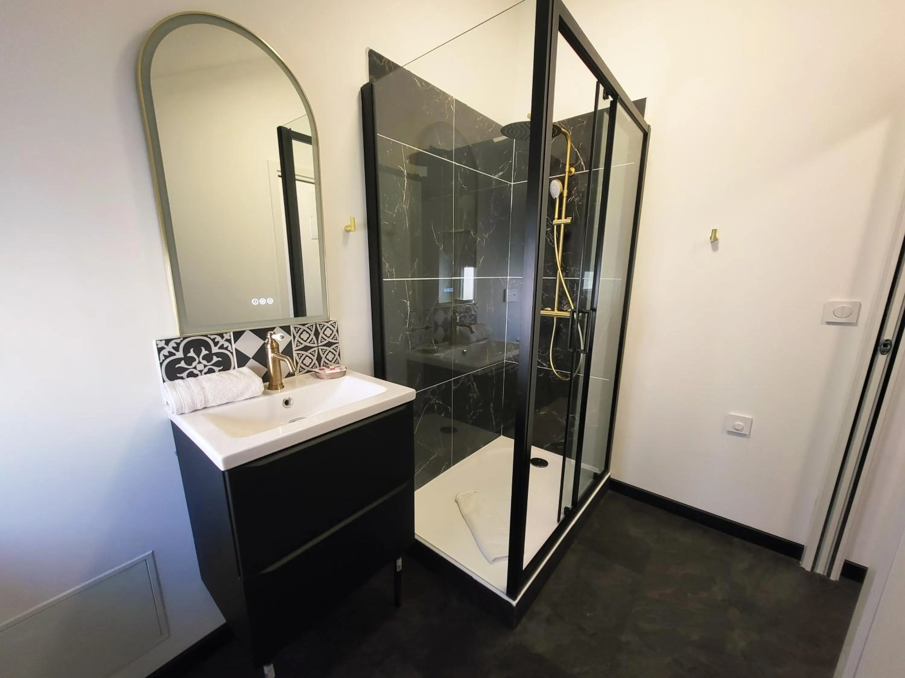 Bathroom in La marine D'opale