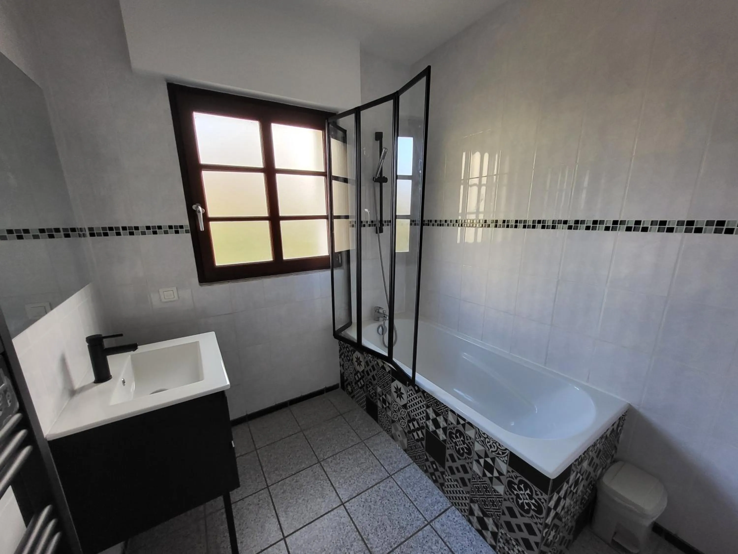 Bathroom in La marine D'opale
