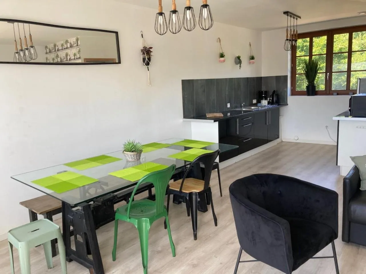 Dining area in La marine D'opale
