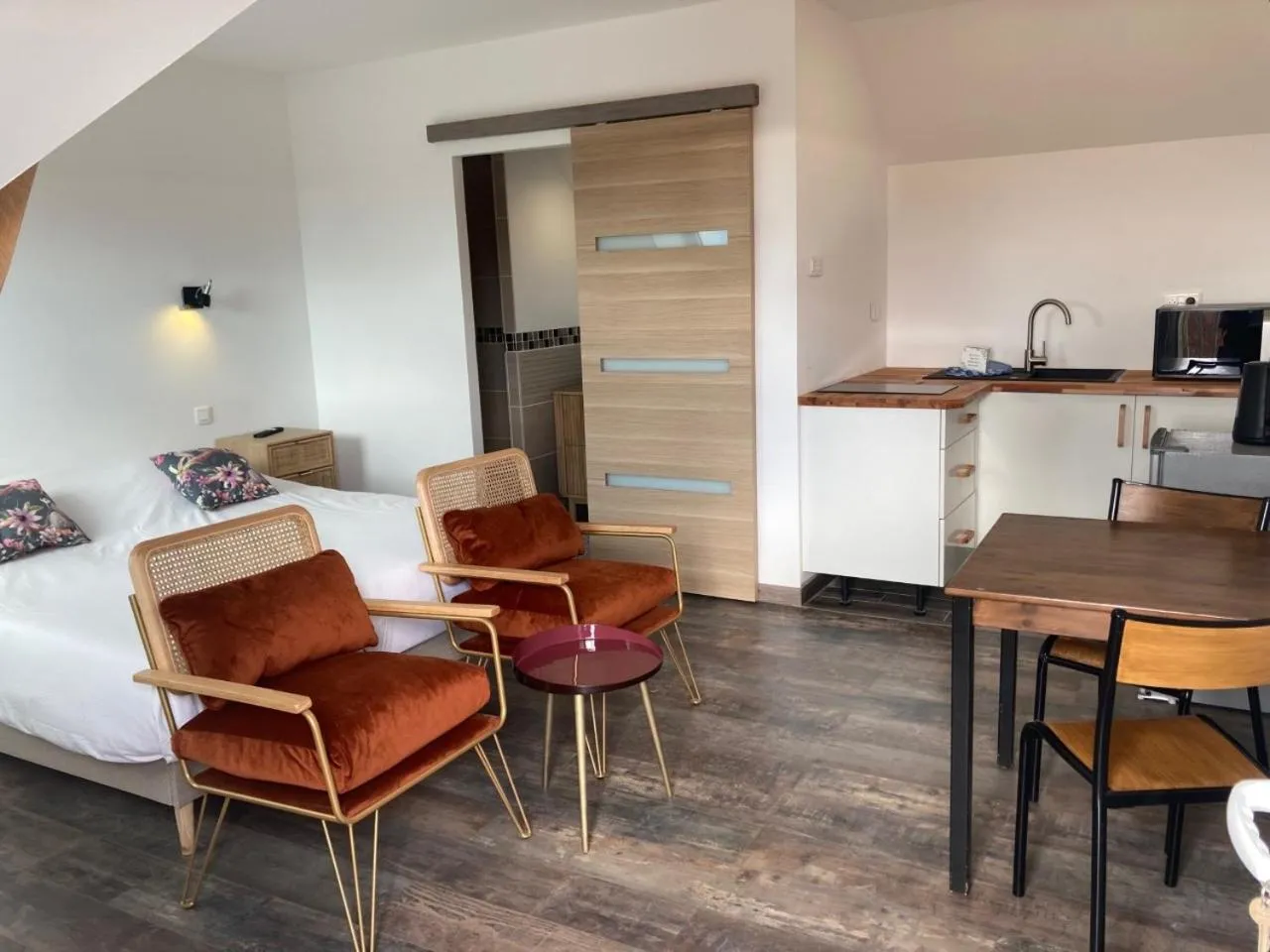 View (from property/room), Bed in La marine D'opale