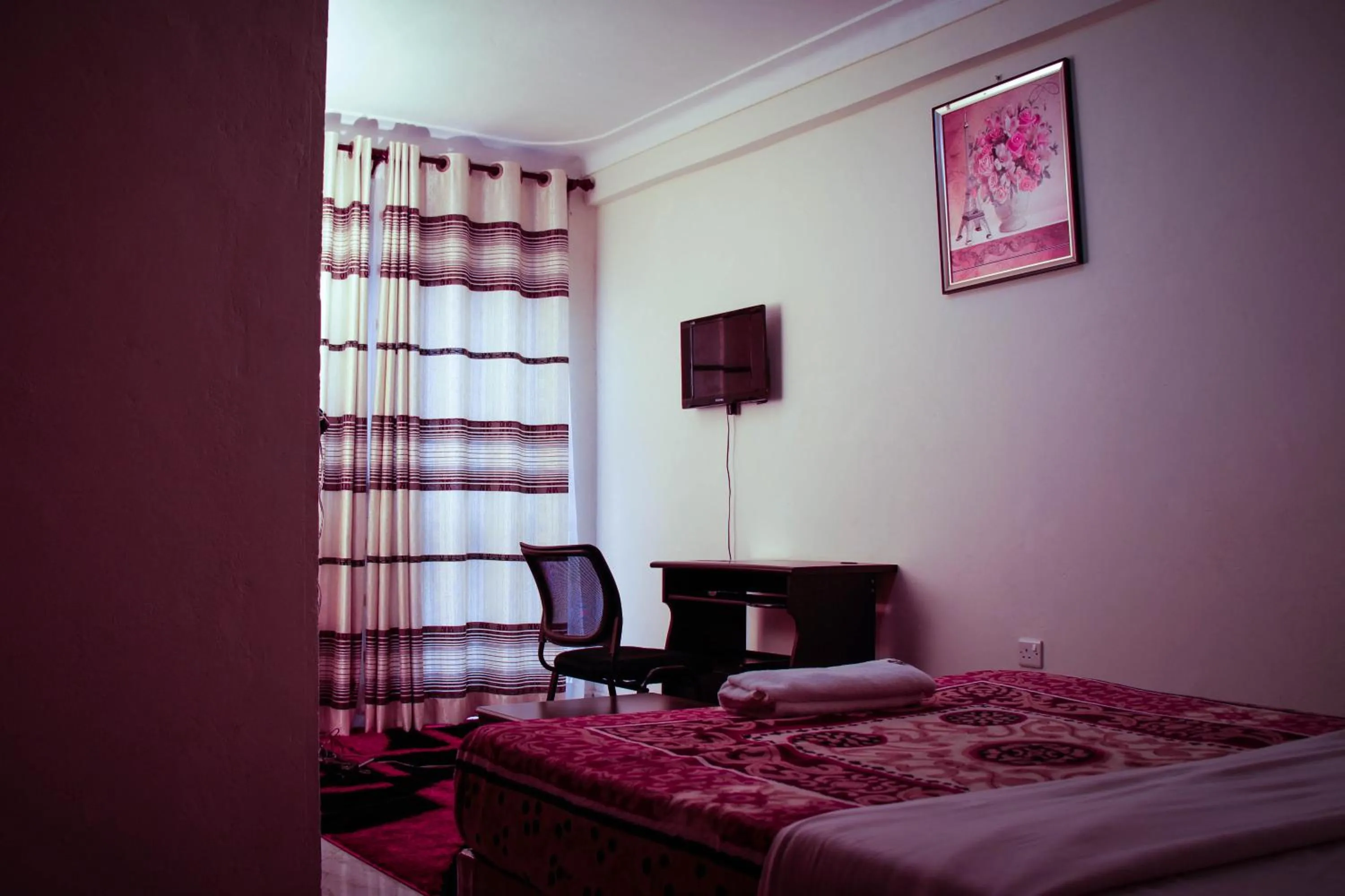 Photo of the whole room, Bed in Mbale Travellers Inn