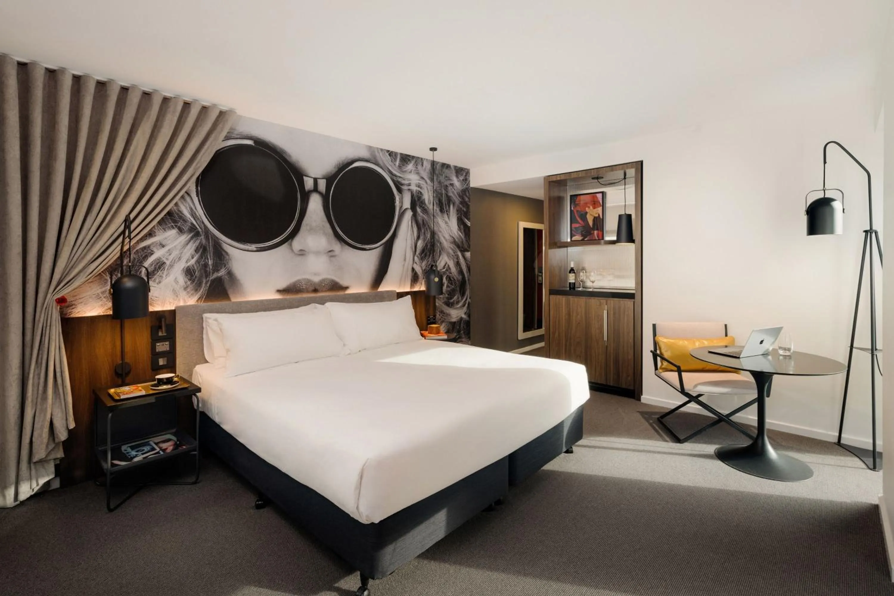 Guests, Bed in Hotel Indigo Melbourne on Flinders by IHG
