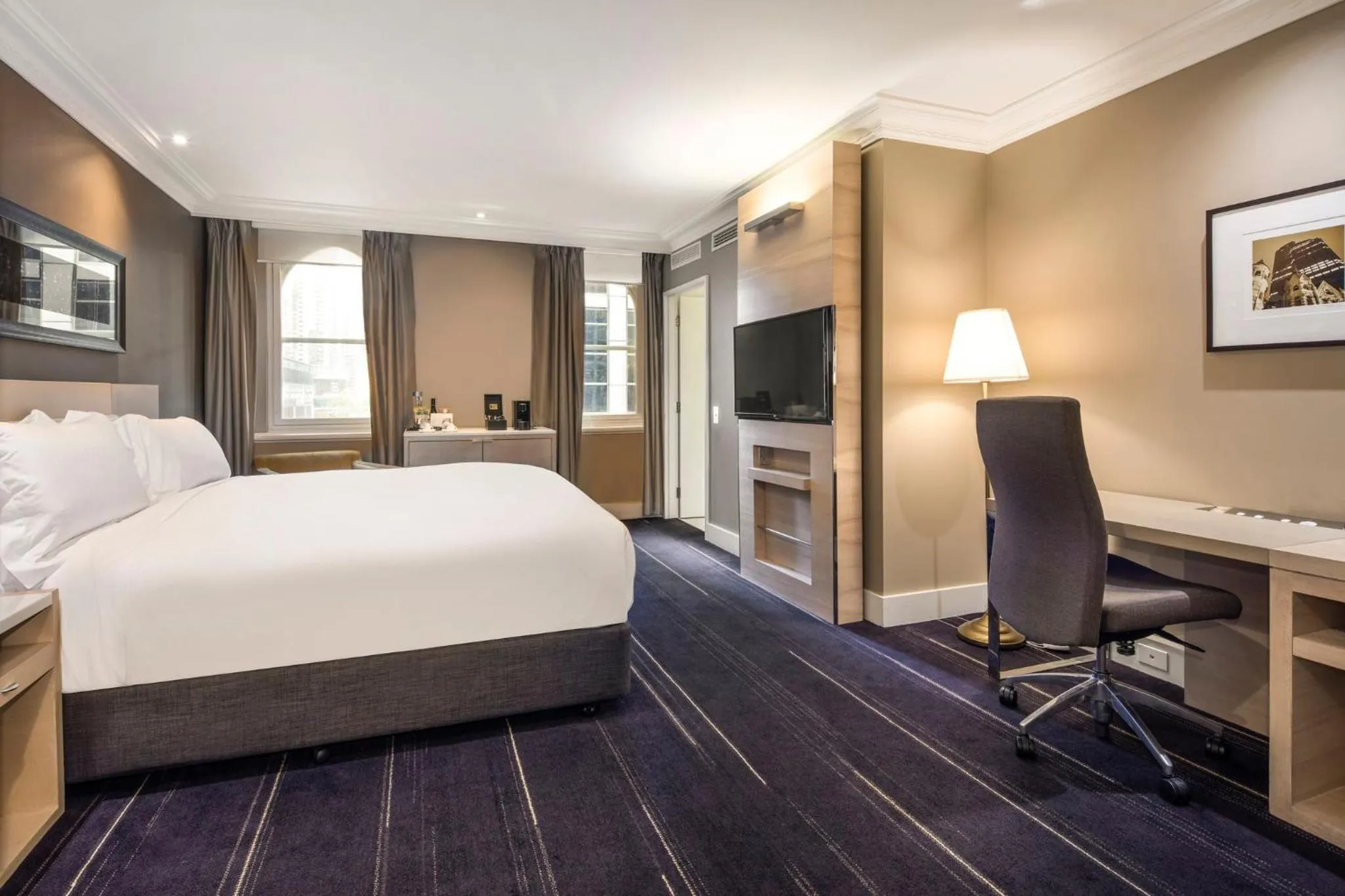 Photo of the whole room, Bed in InterContinental Melbourne The Rialto by IHG