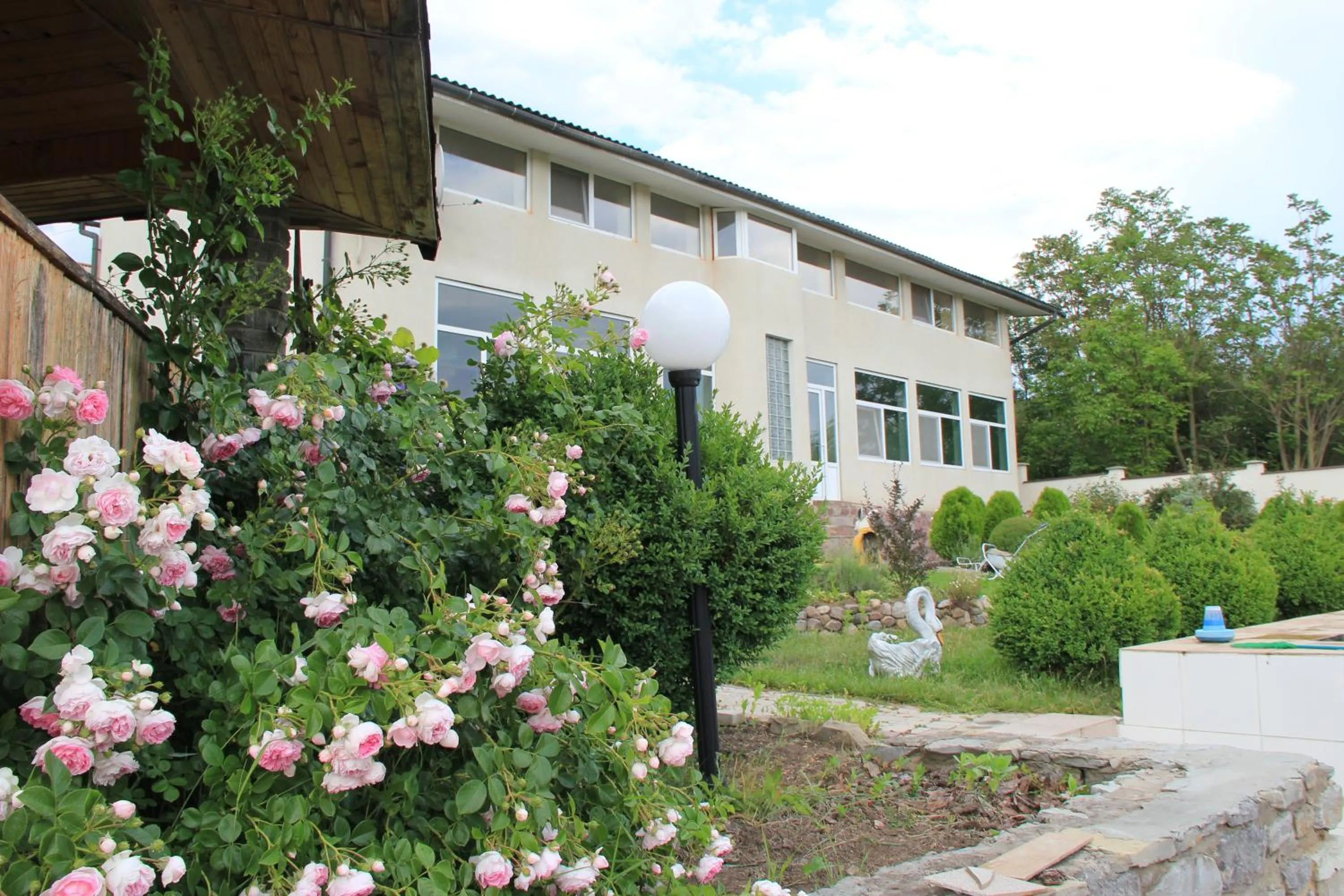 Area and facilities in Constancia