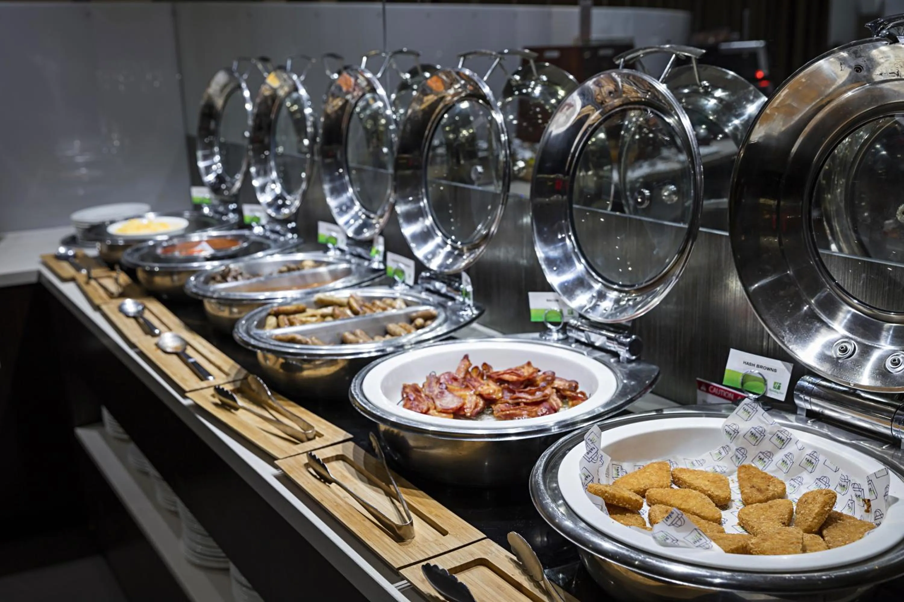 Buffet breakfast in Hotel Grand Chancellor Townsville
