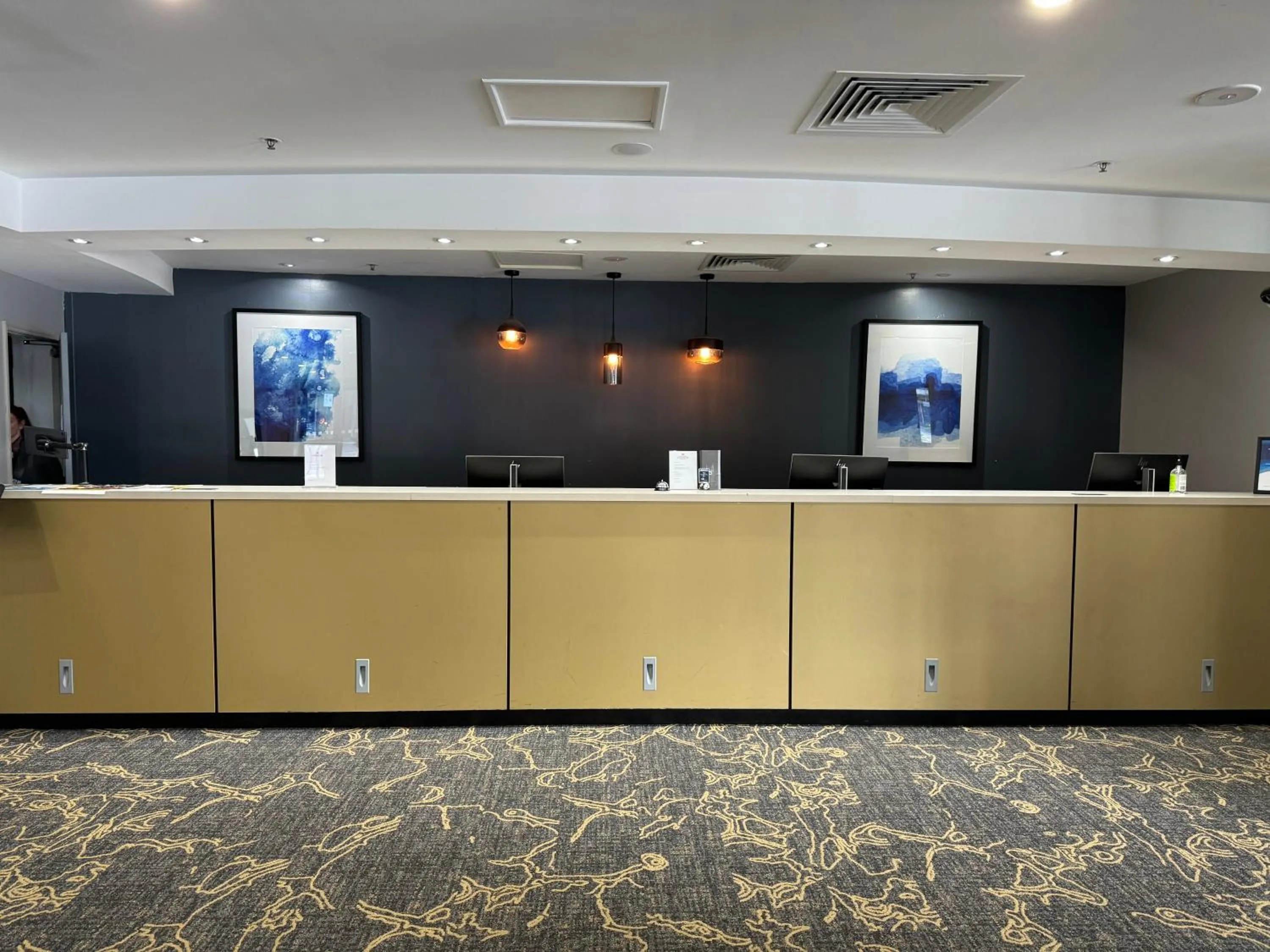 Lobby or reception in Hotel Grand Chancellor Townsville