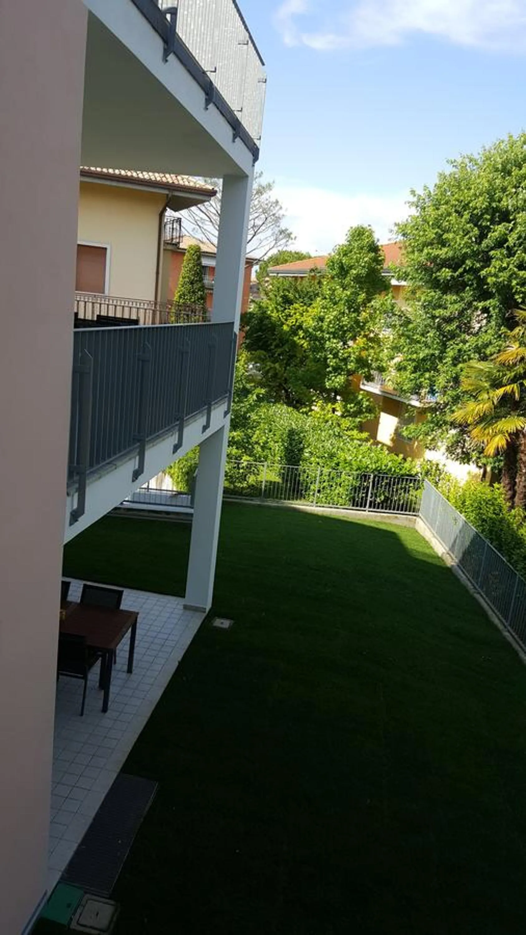 Patio in Sirmione Rosselli Apartments