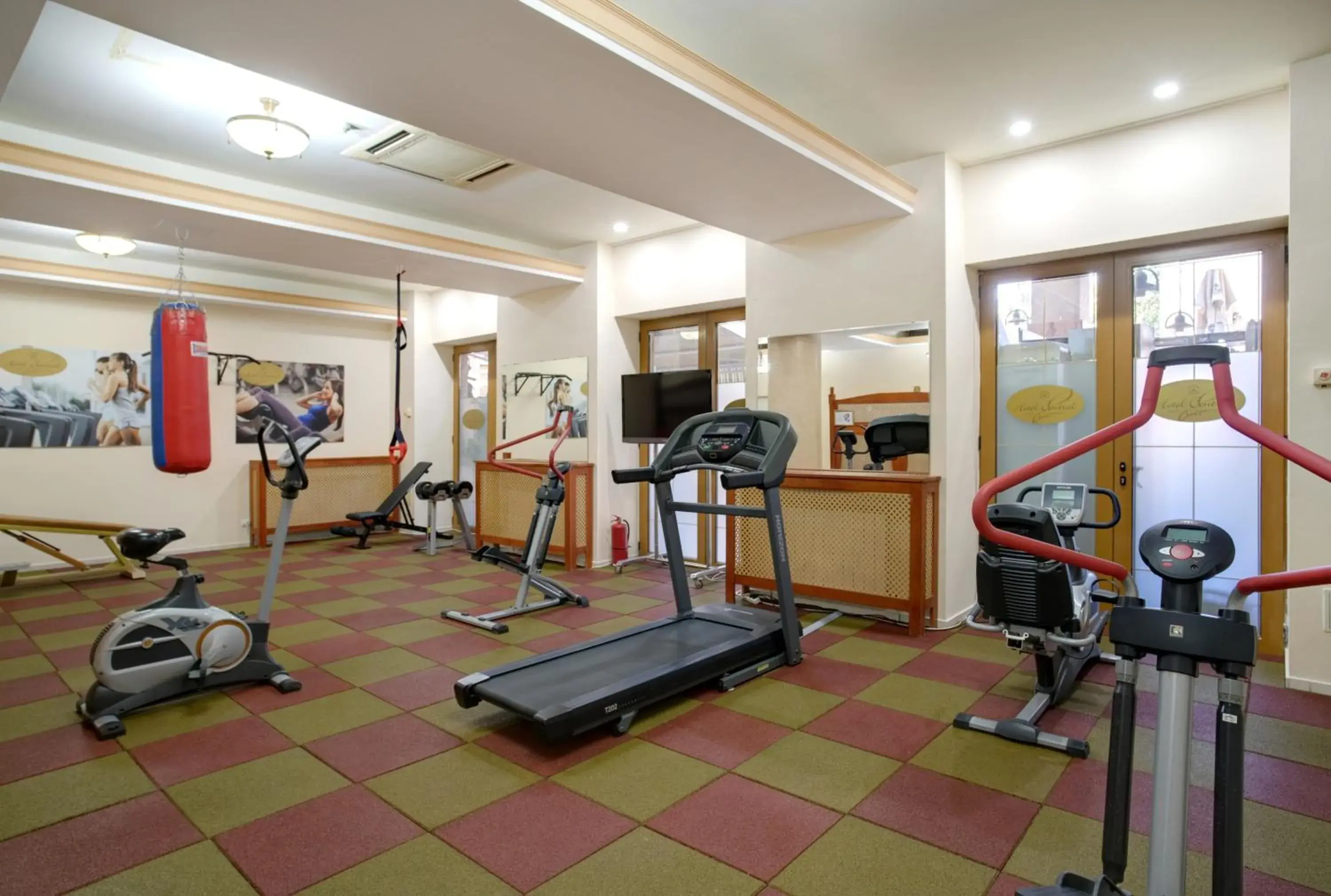Fitness centre/facilities in Hotel Central Fitness centre/facilities in Hotel Central