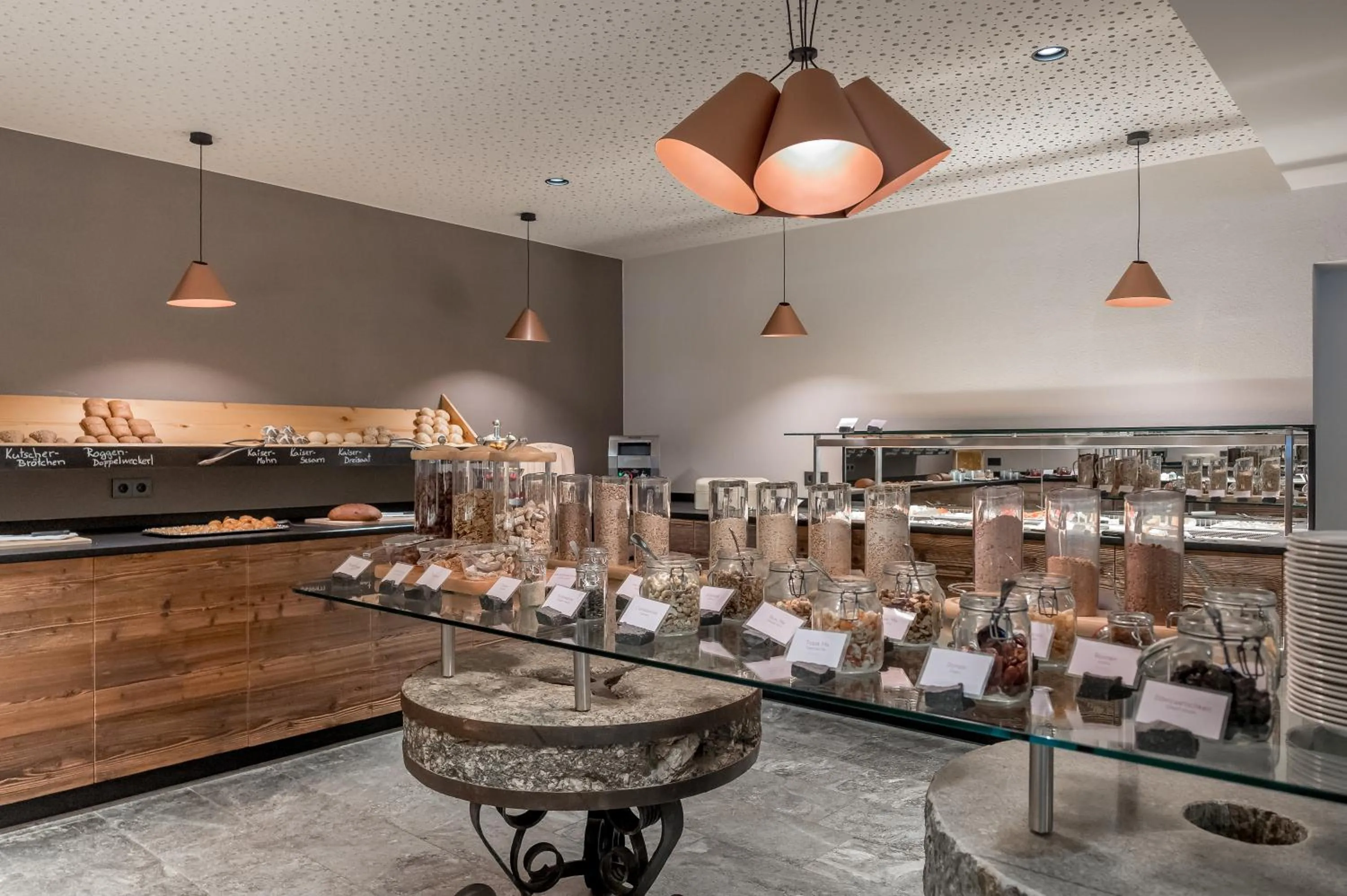 Buffet breakfast in 4 Sterne Superior Mühle Resort 1900 - Adults only