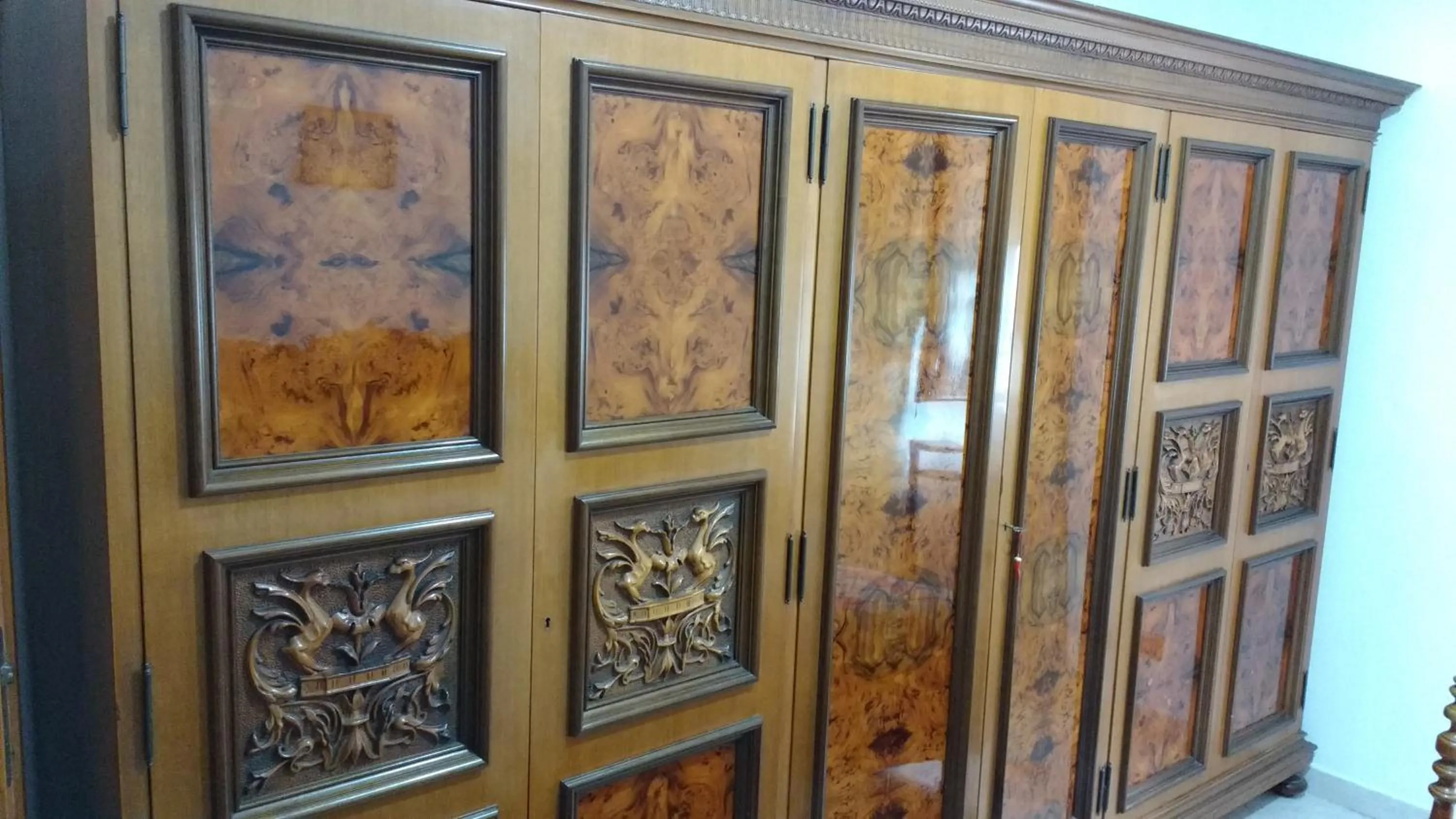 Decorative detail in A Casa di Arturo