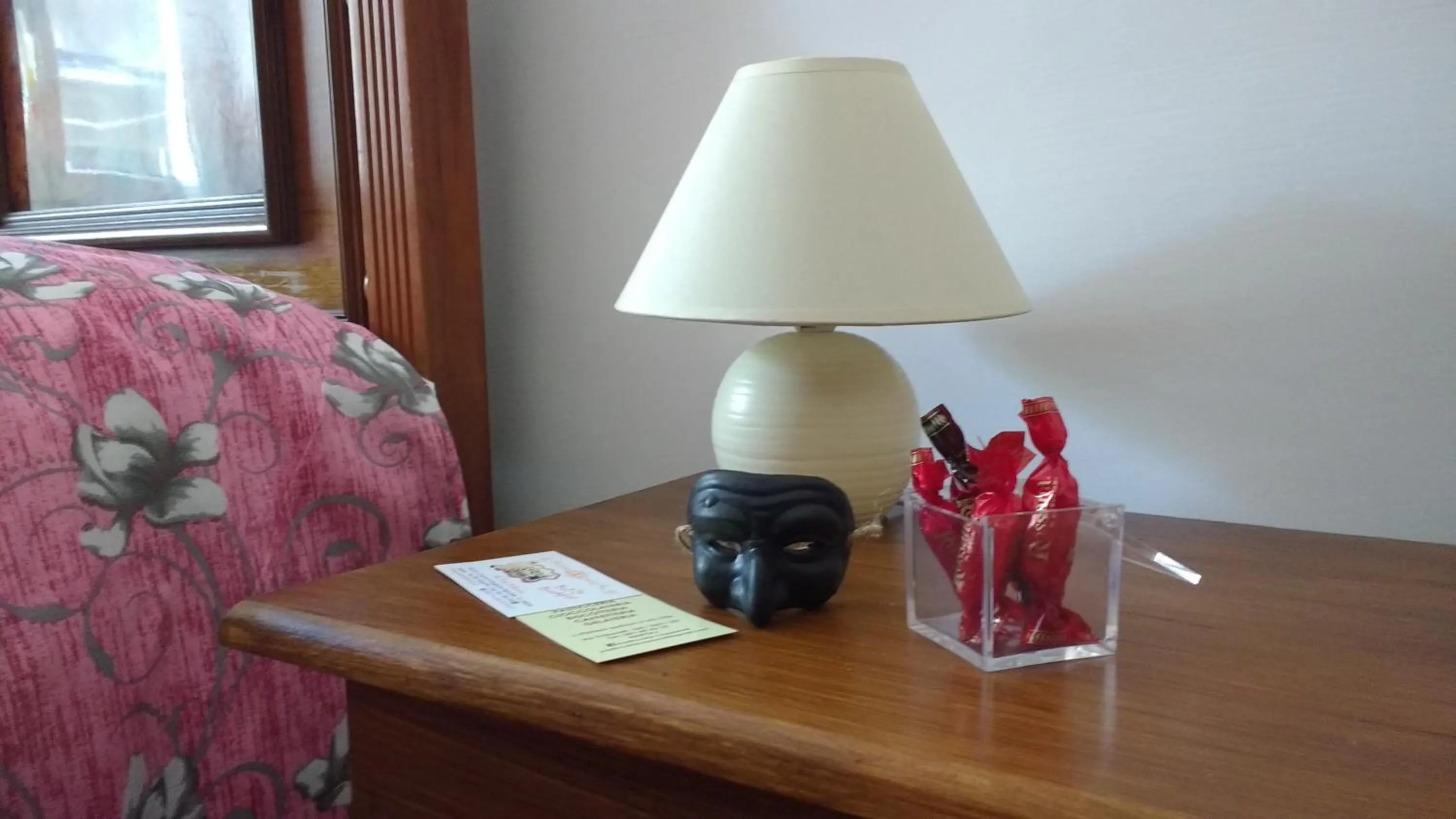 Decorative detail in A Casa di Arturo