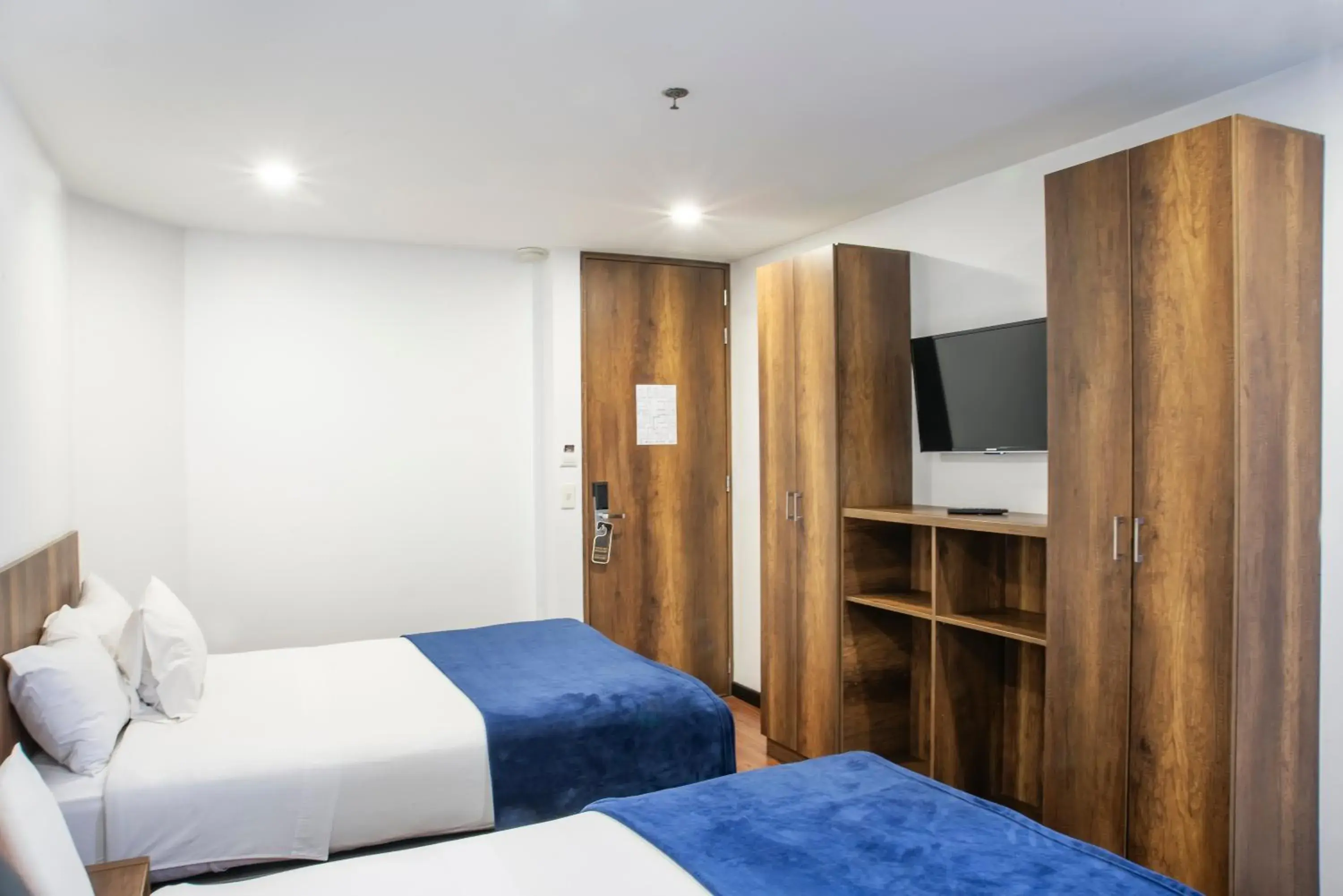 Twin Room in Hotel Black Usaquen Twin Room in Hotel Black Usaquen