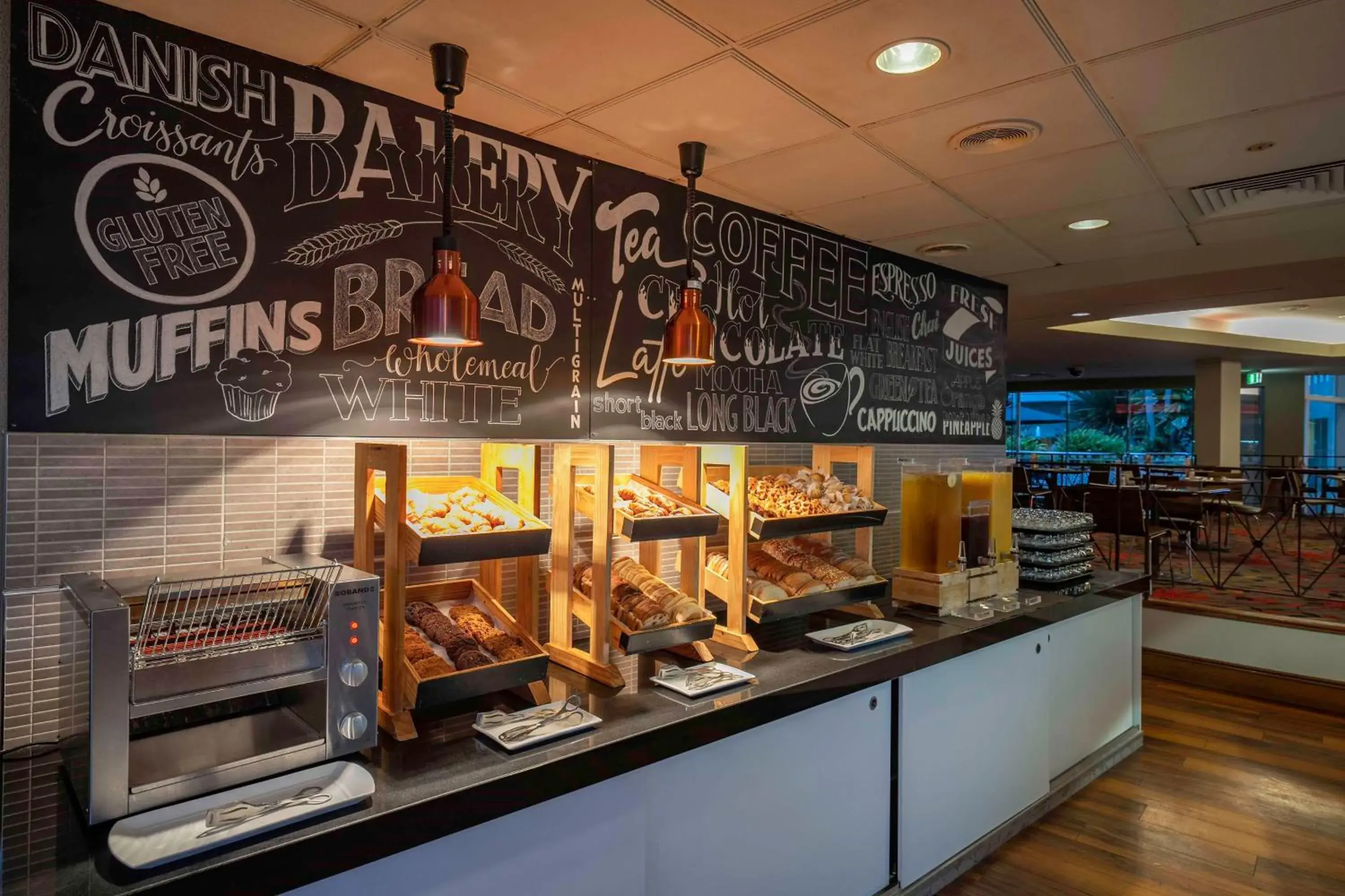 Restaurant/places to eat in DoubleTree by Hilton Cairns Restaurant/places to eat in DoubleTree by Hilton Cairns