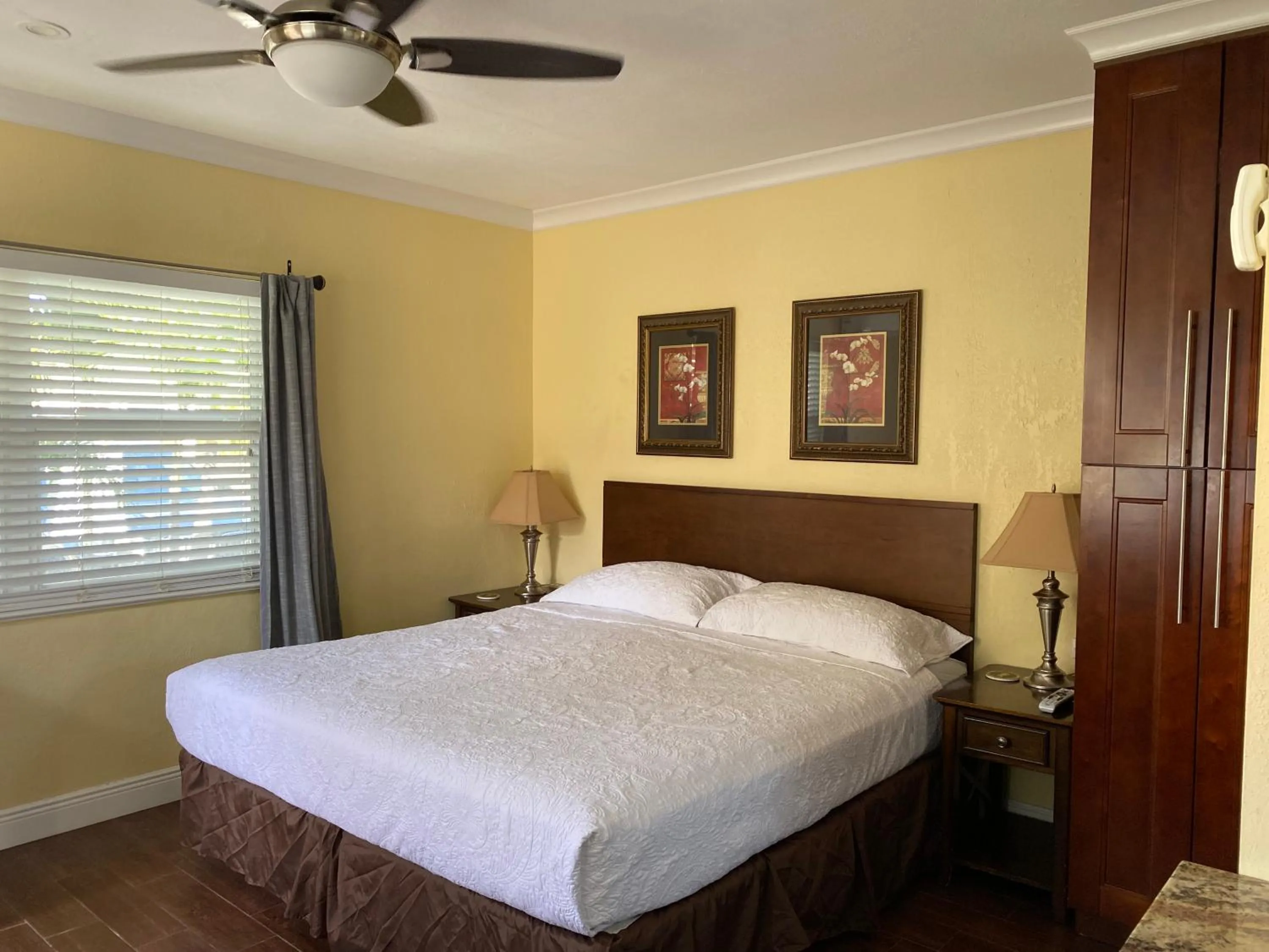 Bed in Atlantic Shores Vacation Villas