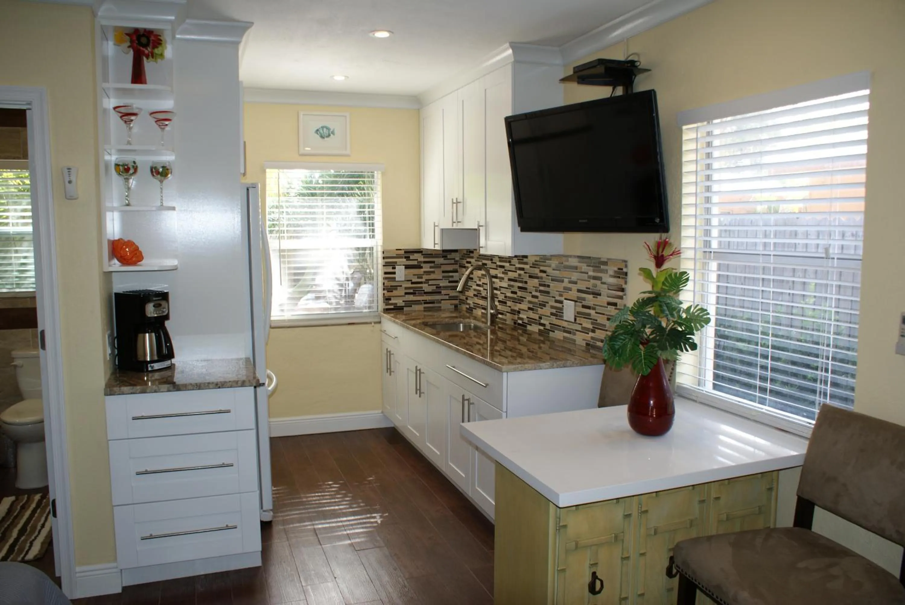 Kitchen or kitchenette in Atlantic Shores Vacation Villas