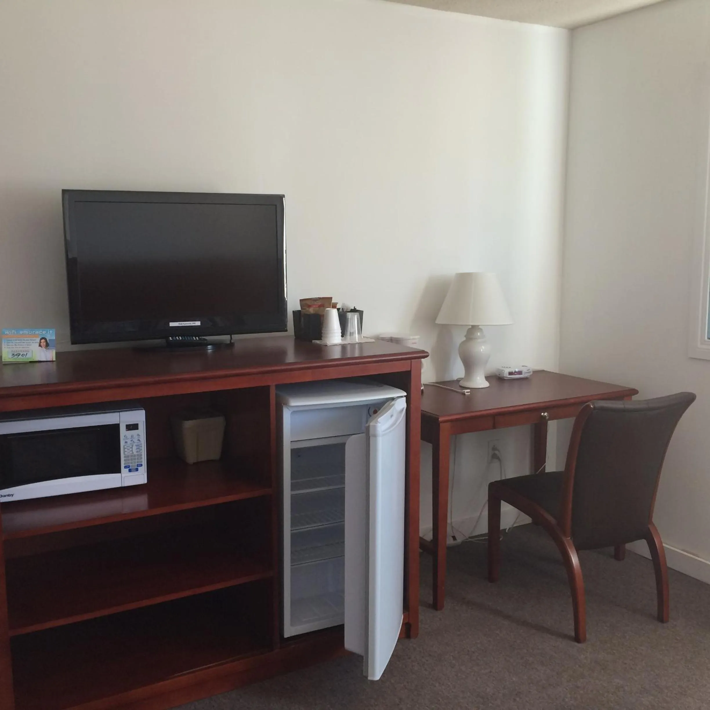 Day in Esterhazy Motor Hotel