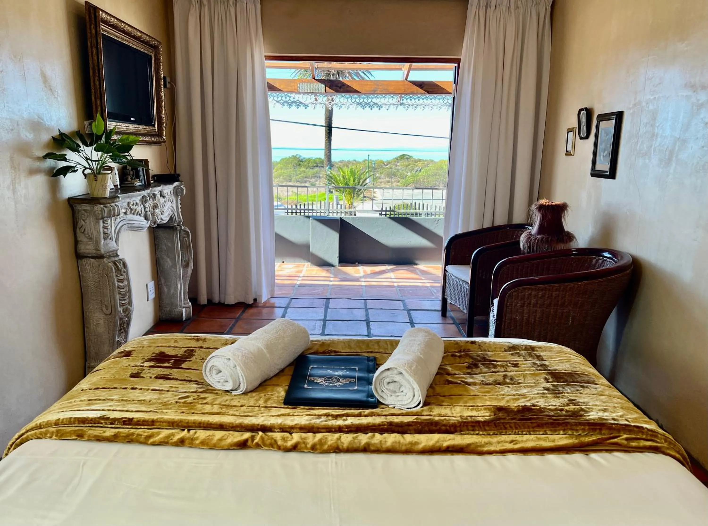  Double Room - single occupancy in Goblin's Inn