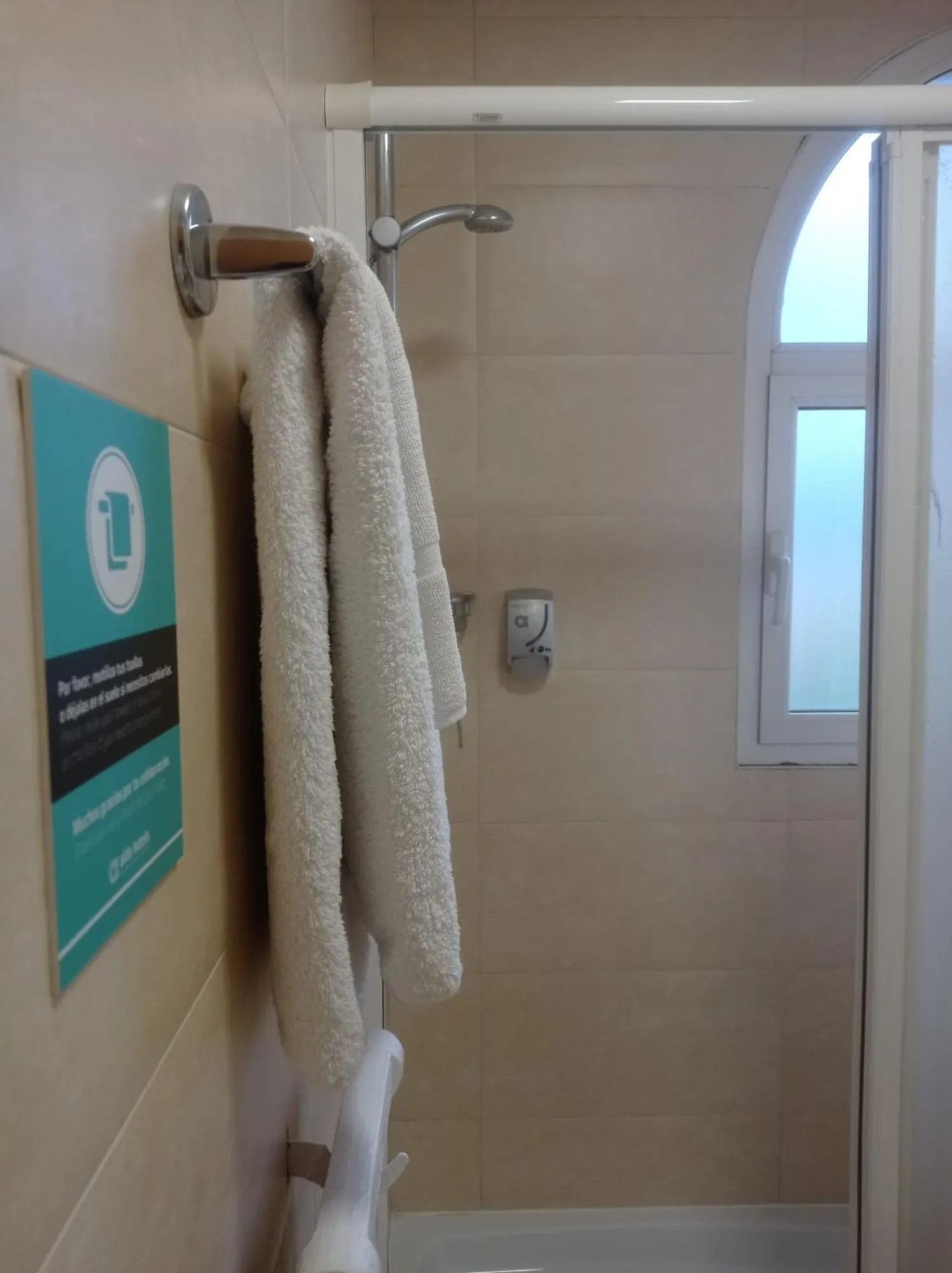 Bathroom in Alda Centro Pamplona